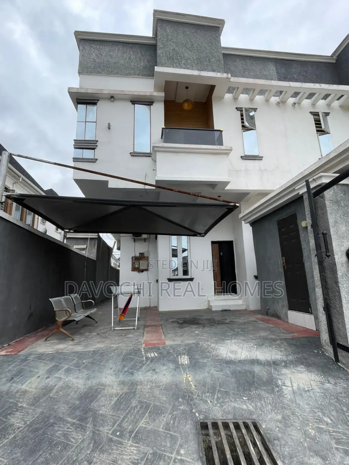 4bdrm Duplex in Ikota for rent