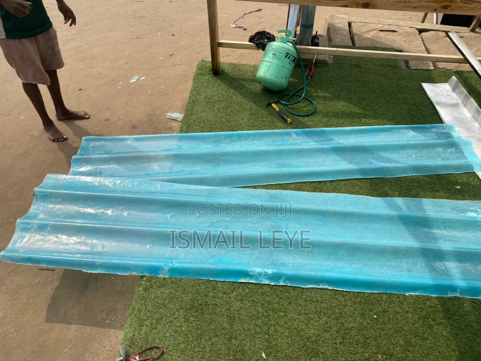 Sky Blue Transparent Fibre Roofing Sheets