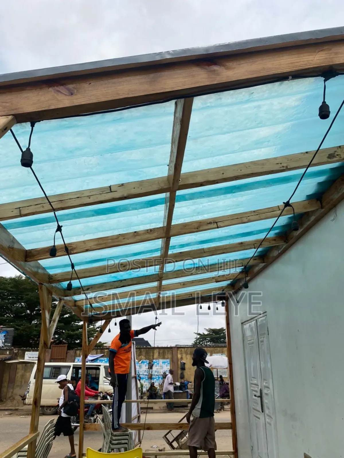 Transparent Fibre Sheets for Courtyards