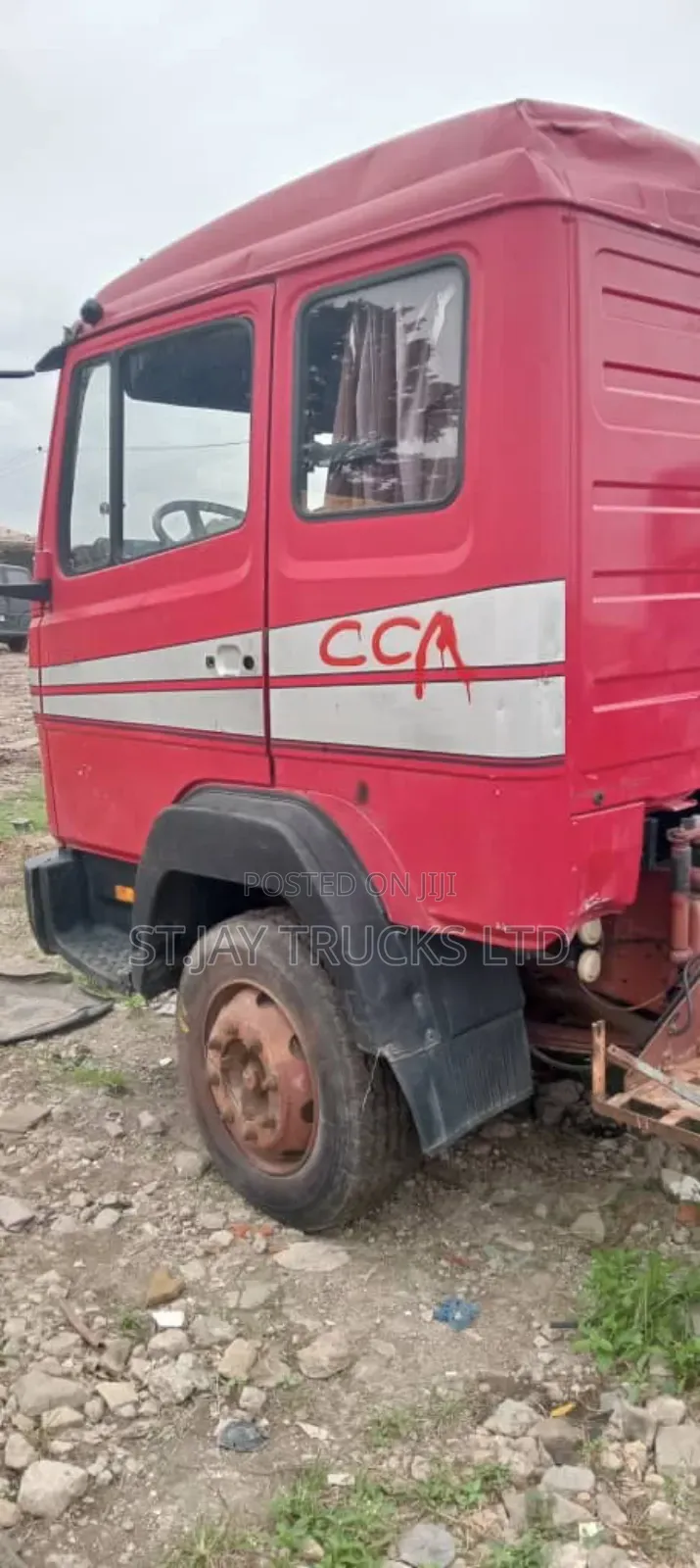 Mercedes Benz1320