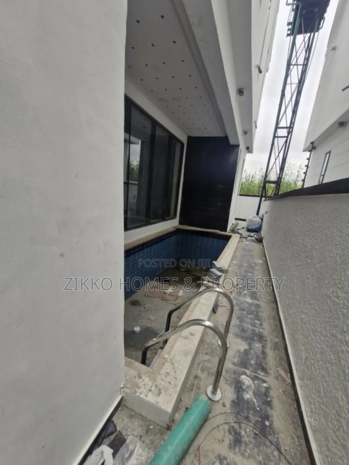 5bdrm Duplex in Ajah, Lekki for sale