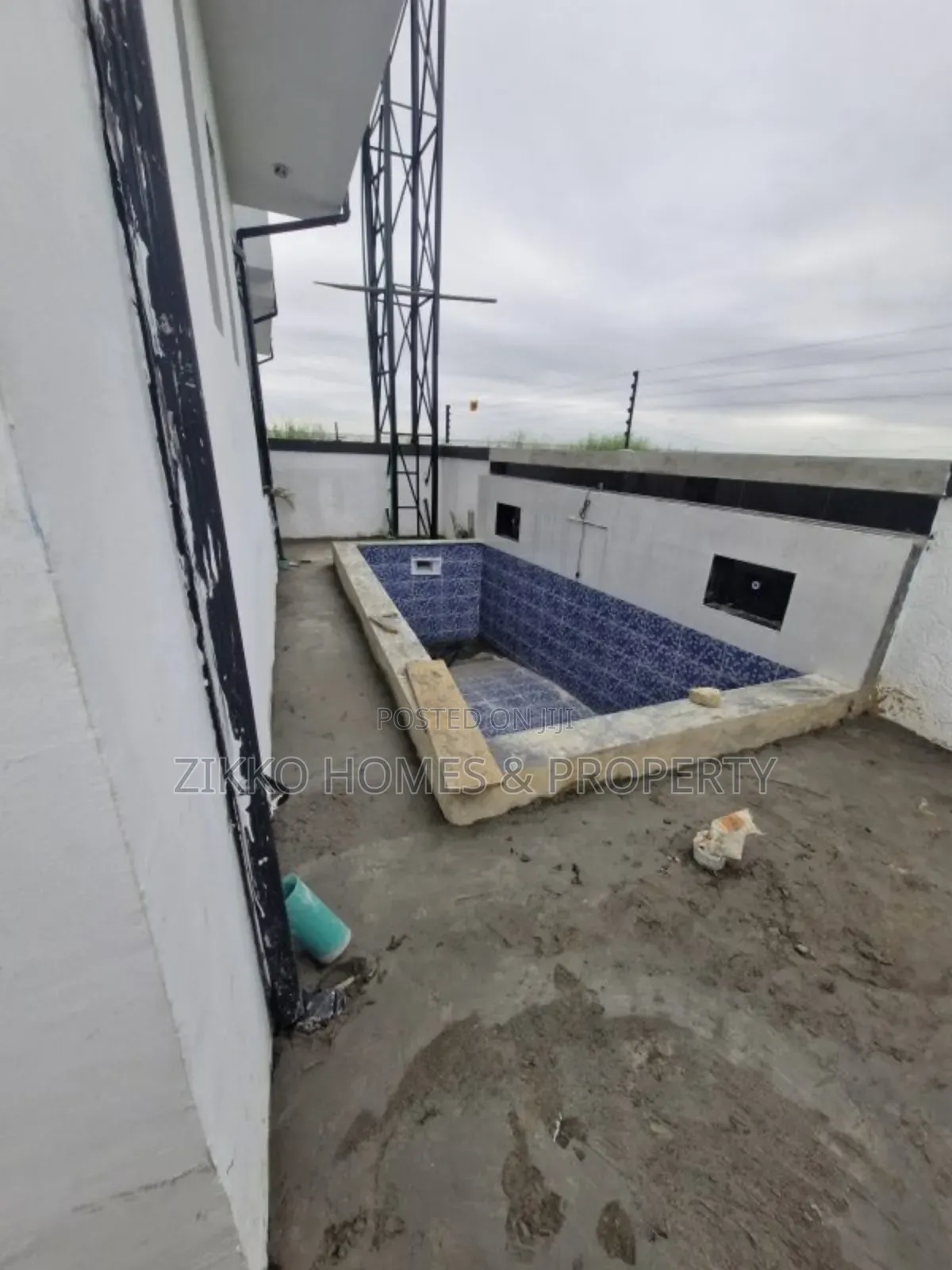 5bdrm Duplex in Ajah, Lekki for sale