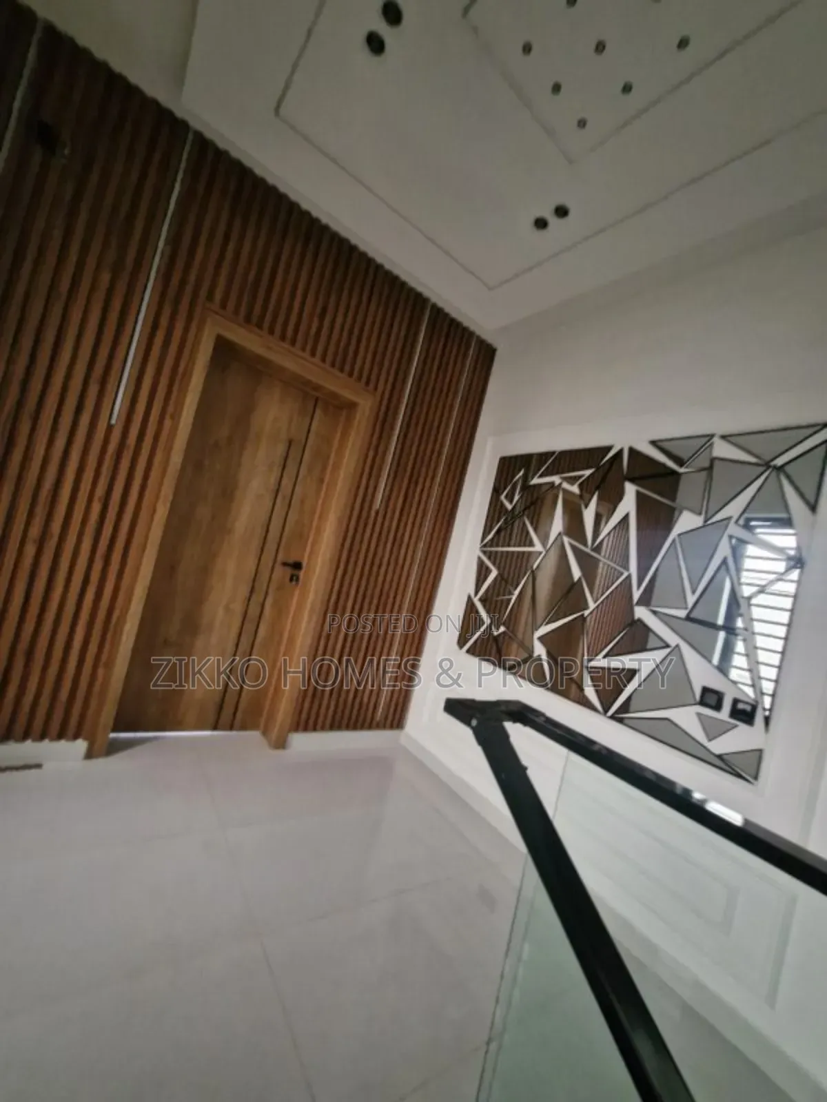 5bdrm Duplex in Ajah, Lekki for sale