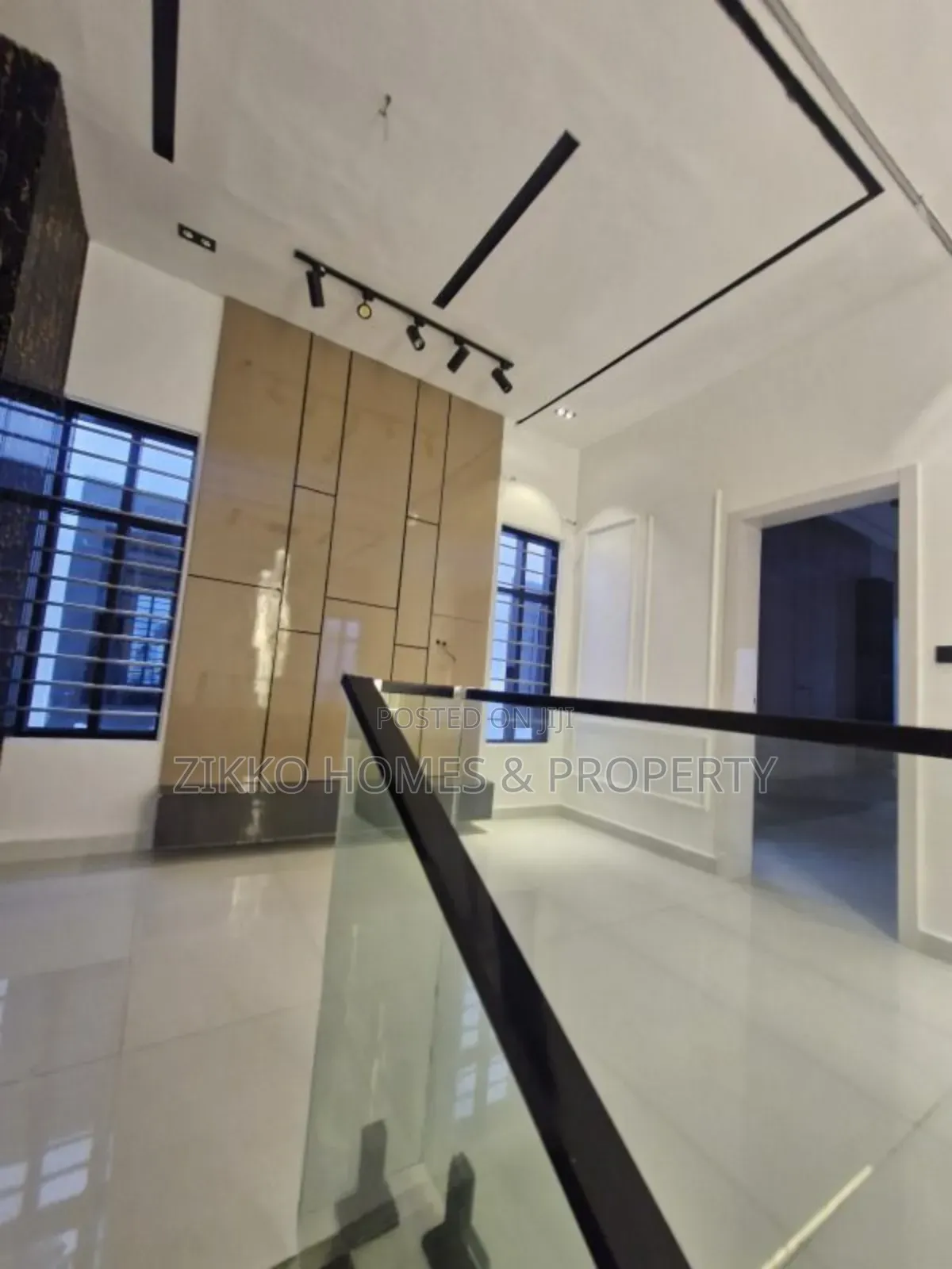 5bdrm Duplex in Ajah, Lekki for sale