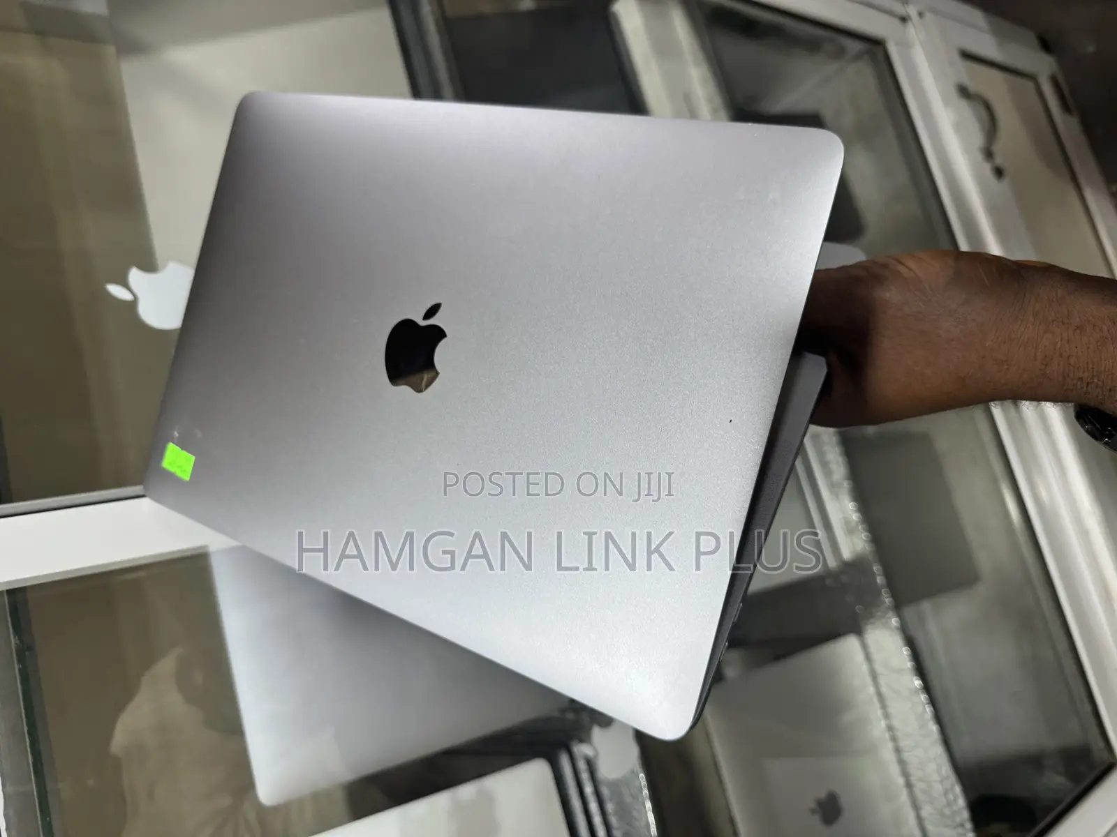 Laptop Apple MacBook Pro 2020 16GB Intel Core i7 SSD 512GB