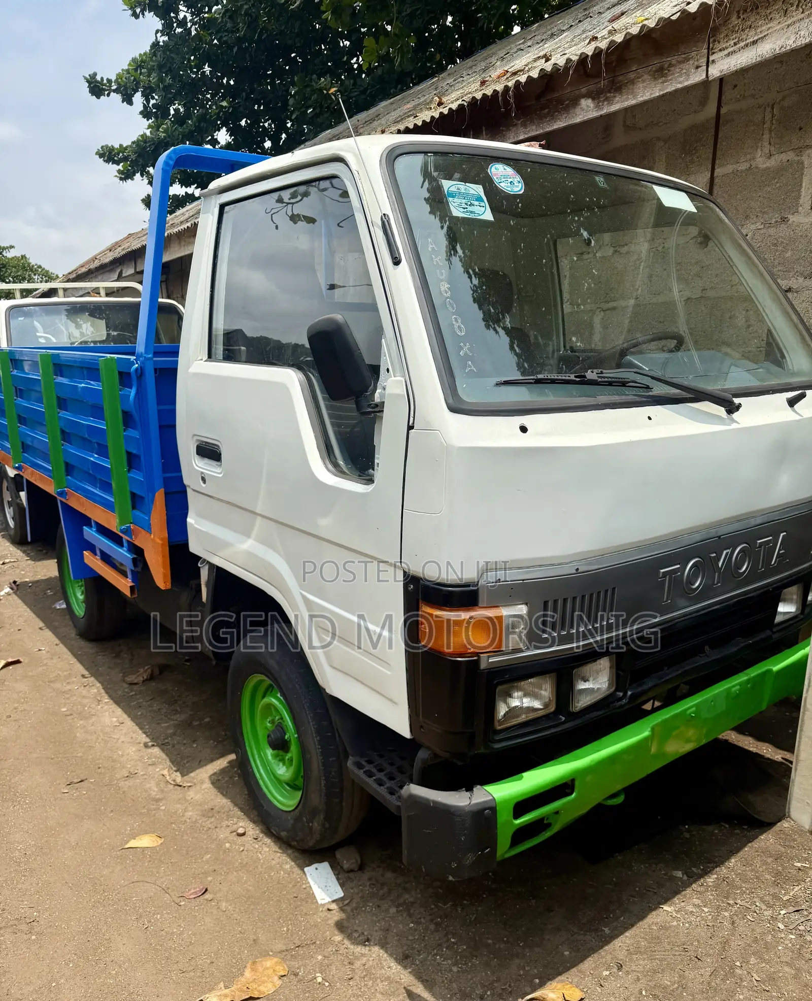 Toyota Dyna 150 Tokunbo Standard 4 Tyres Manual Drive