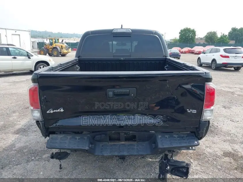 Complete Back Bumper Tacoma 2023 Available Now