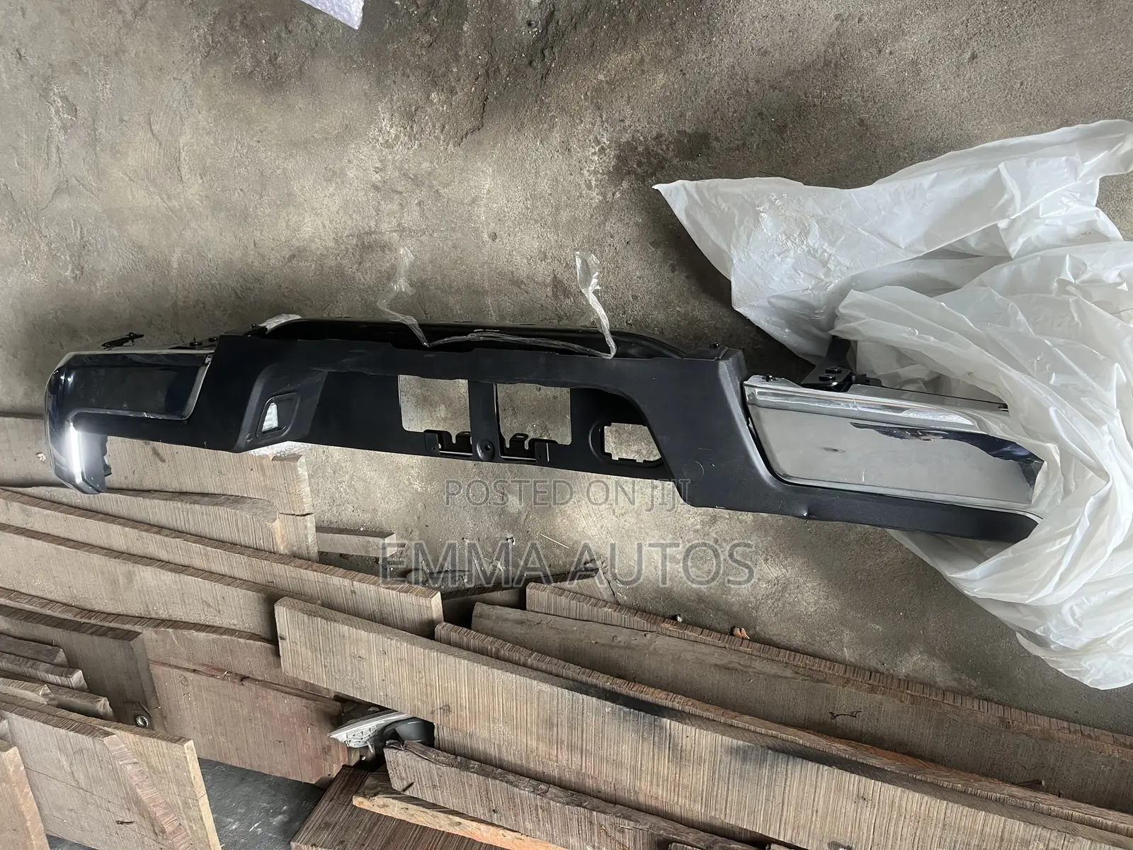 Complete Back Bumper Tacoma 2023 Available Now