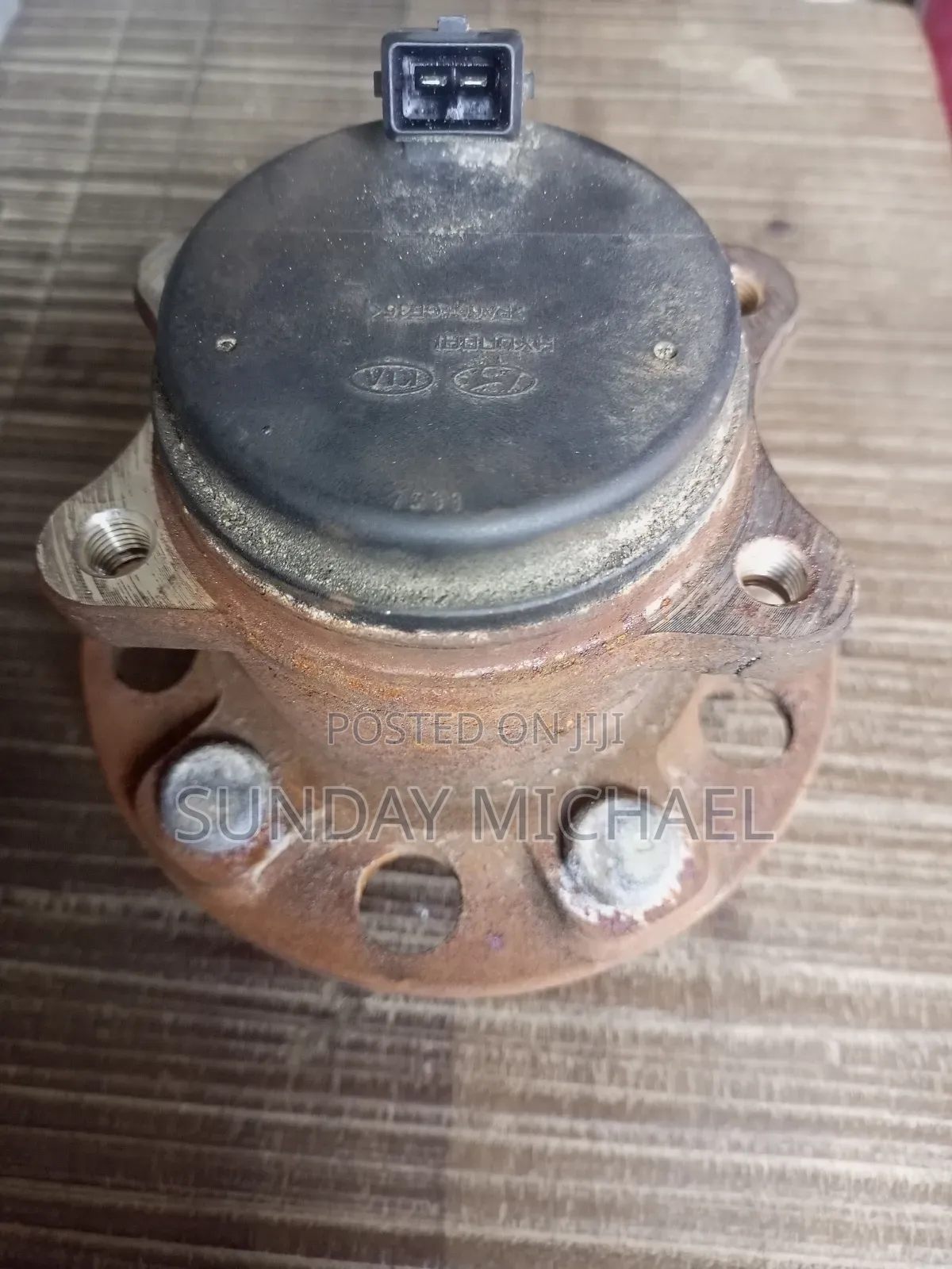 Back Hub Hyundai Sonata