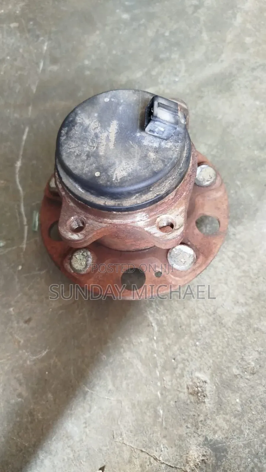Back Hub Hyundai Sonata