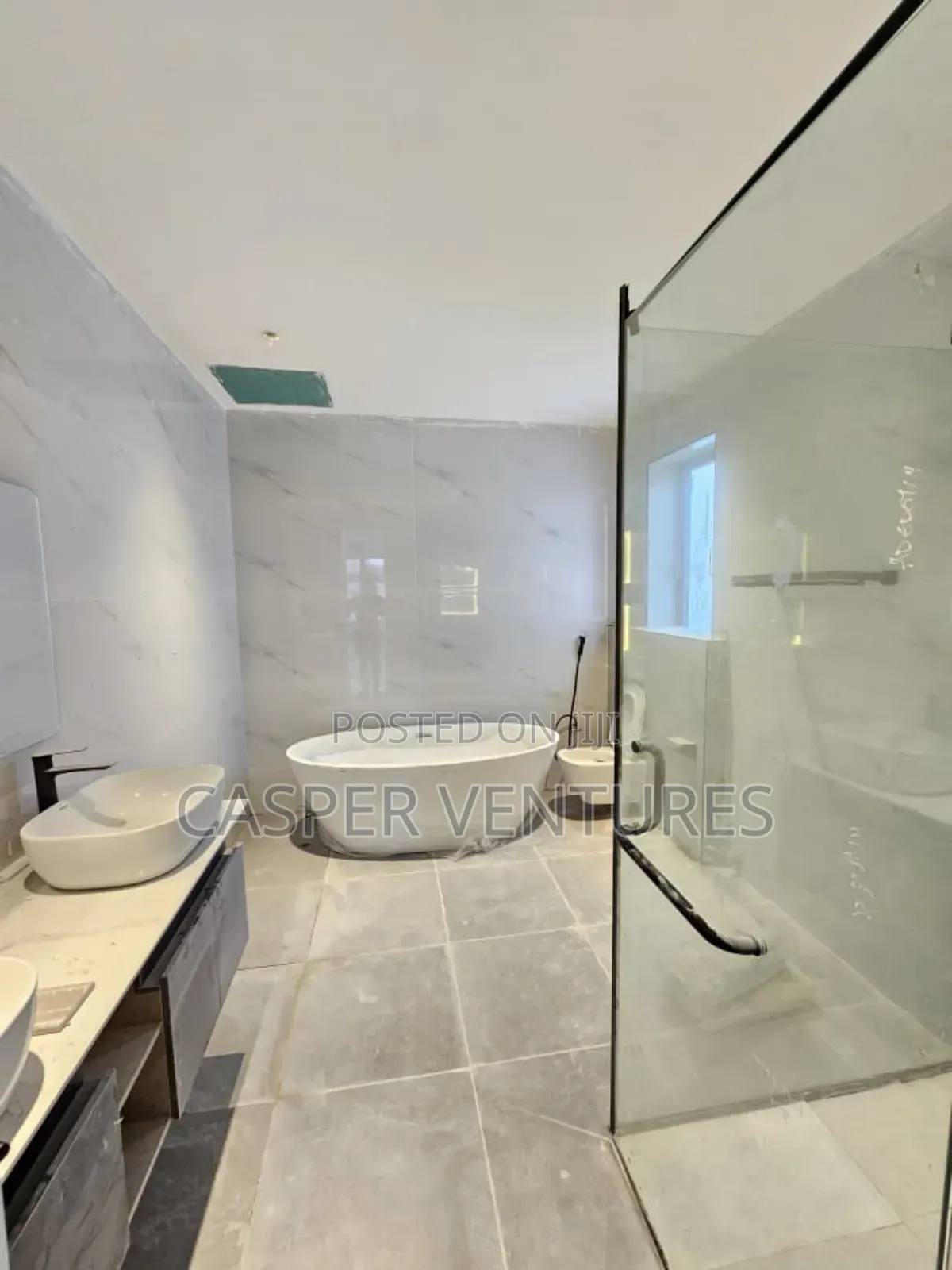 5bdrm Duplex in Phase 1 for sale
