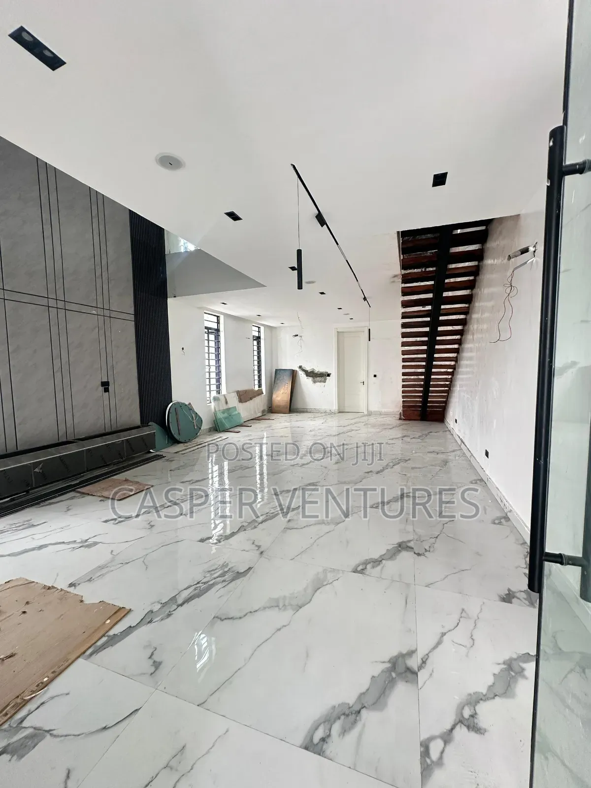 5bdrm Duplex in Chris Madueke, Lekki Phase 1 for sale
