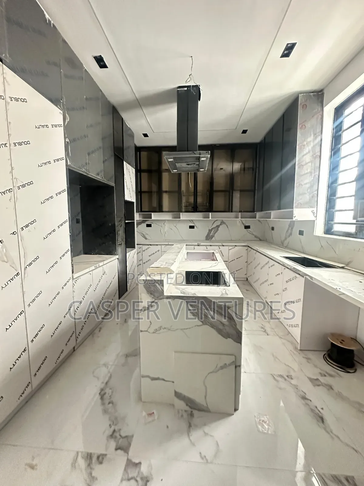 5bdrm Duplex in Chris Madueke, Lekki Phase 1 for sale