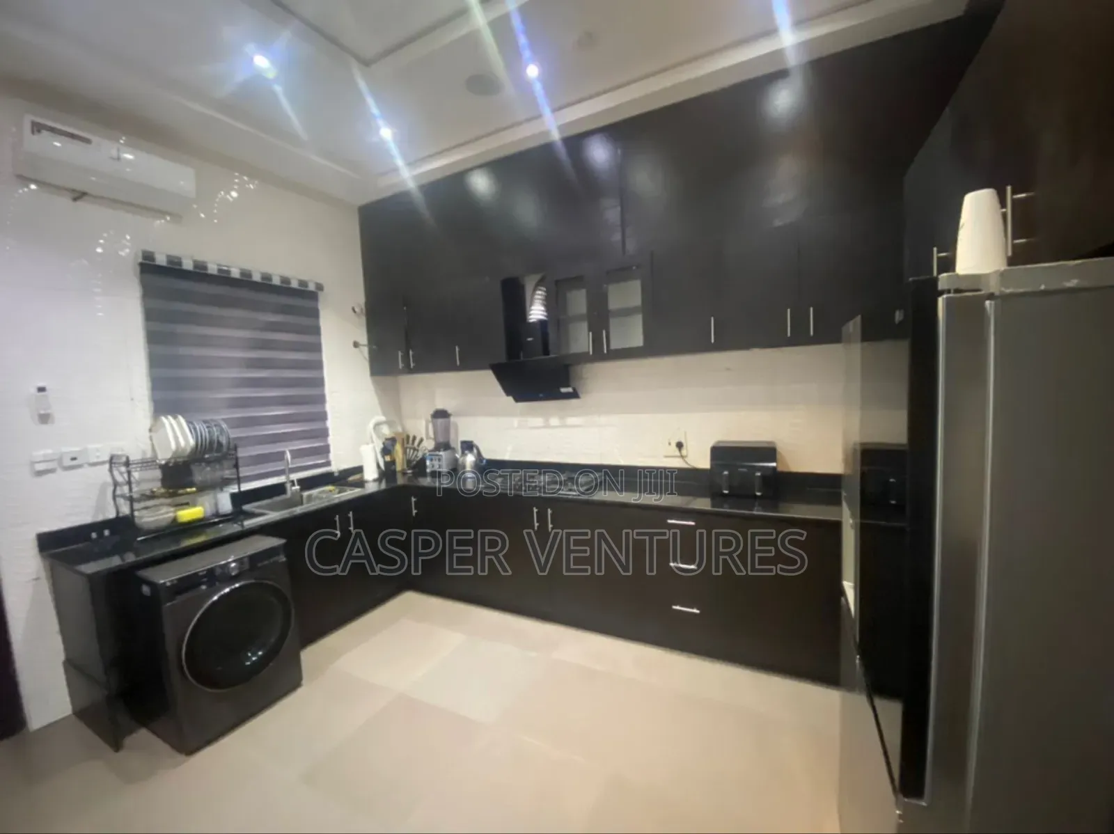 Furnished 4bdrm Duplex in Idado for rent