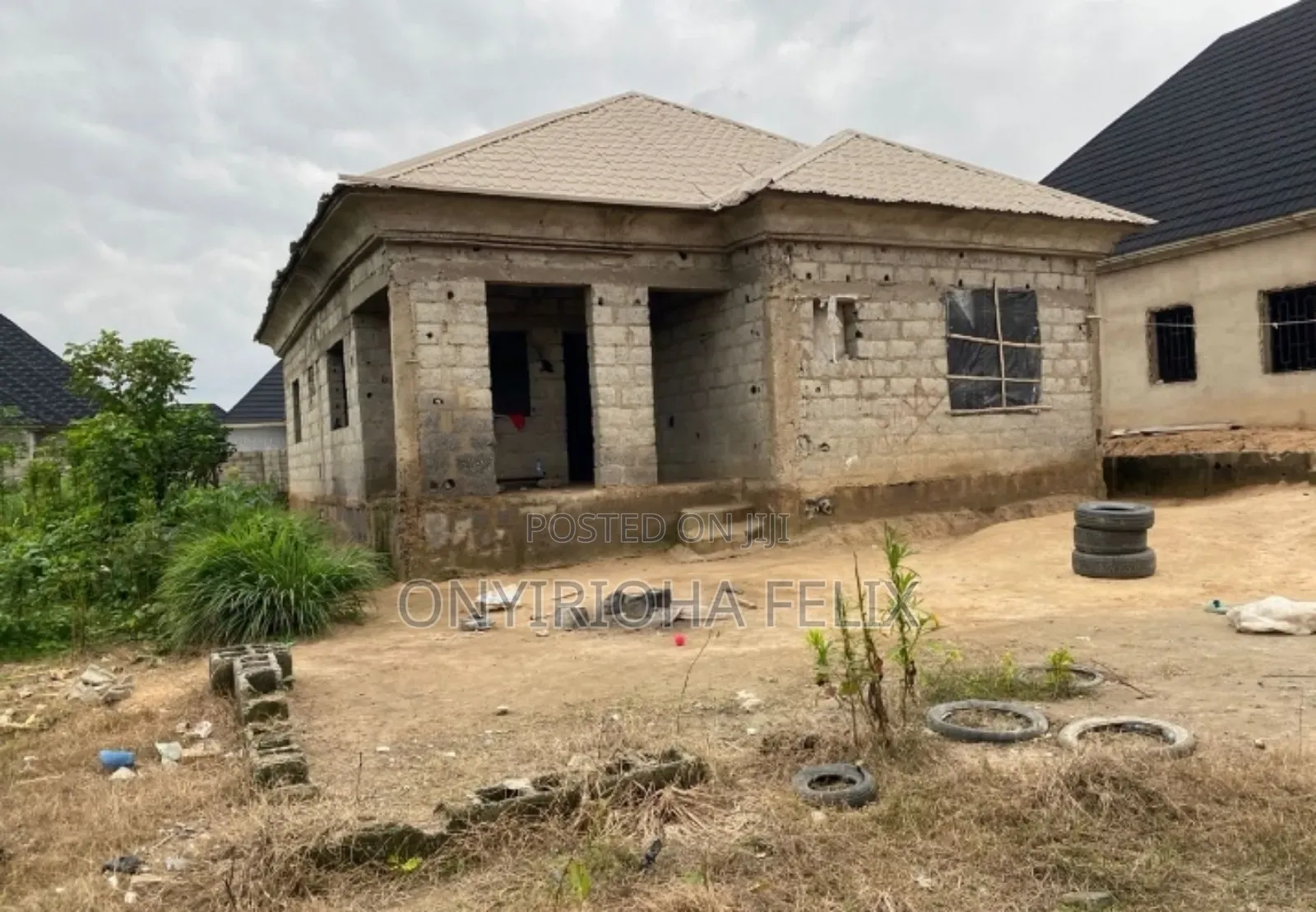 3bdrm House in Shekinah Glory, Lugbe District for sale