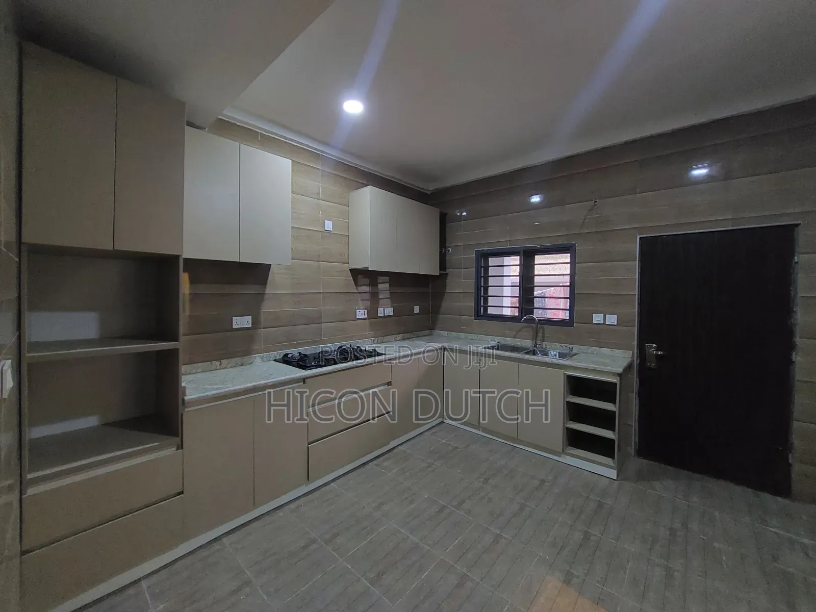 3bdrm Block of Flats in Jahi, Gilmore for rent