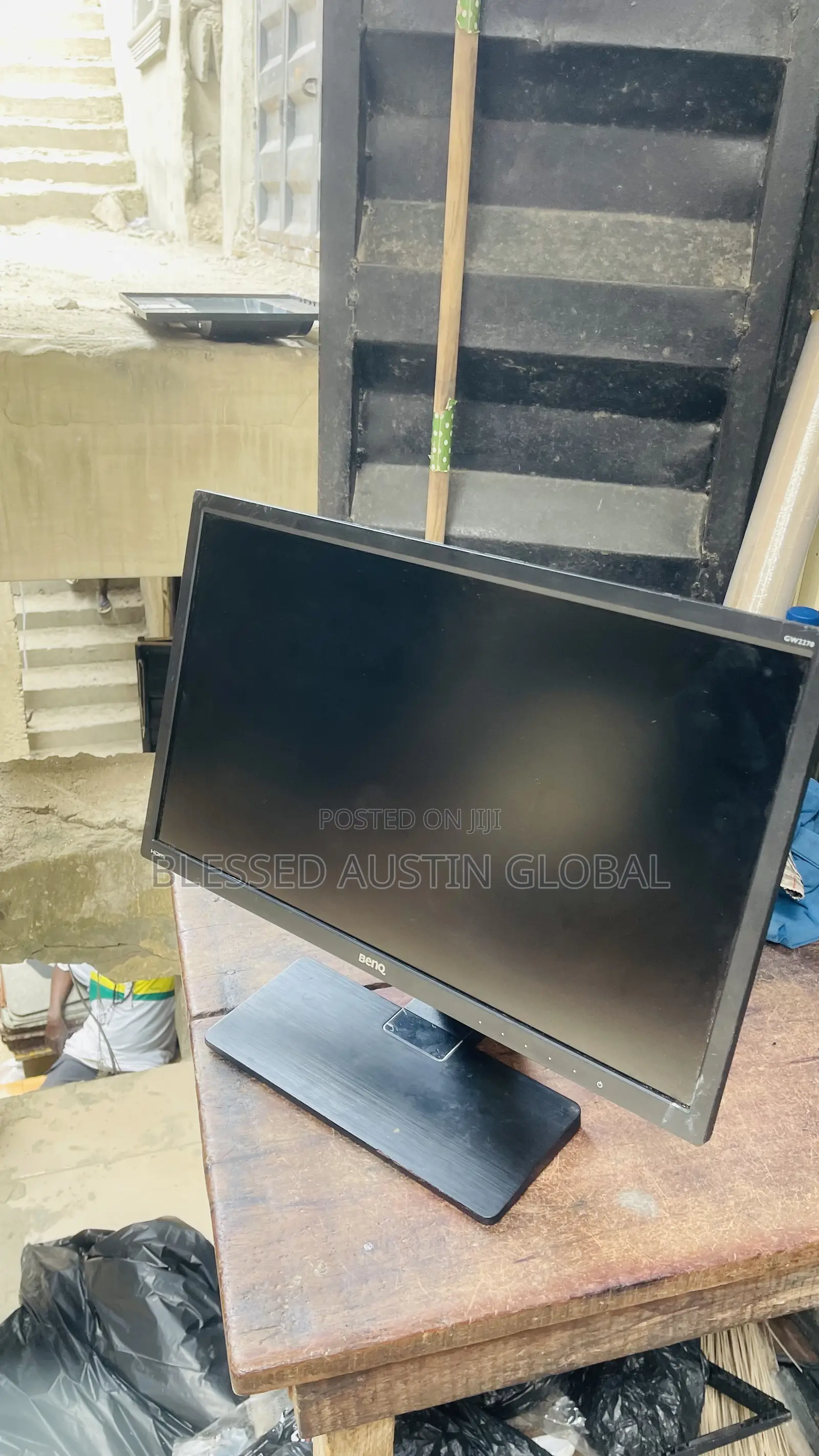 22 Inches Frameless Gaming Monitor