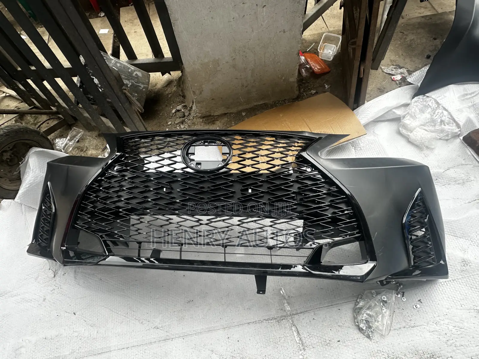 Upgrading Bumper for Is250 2008-2020 Face