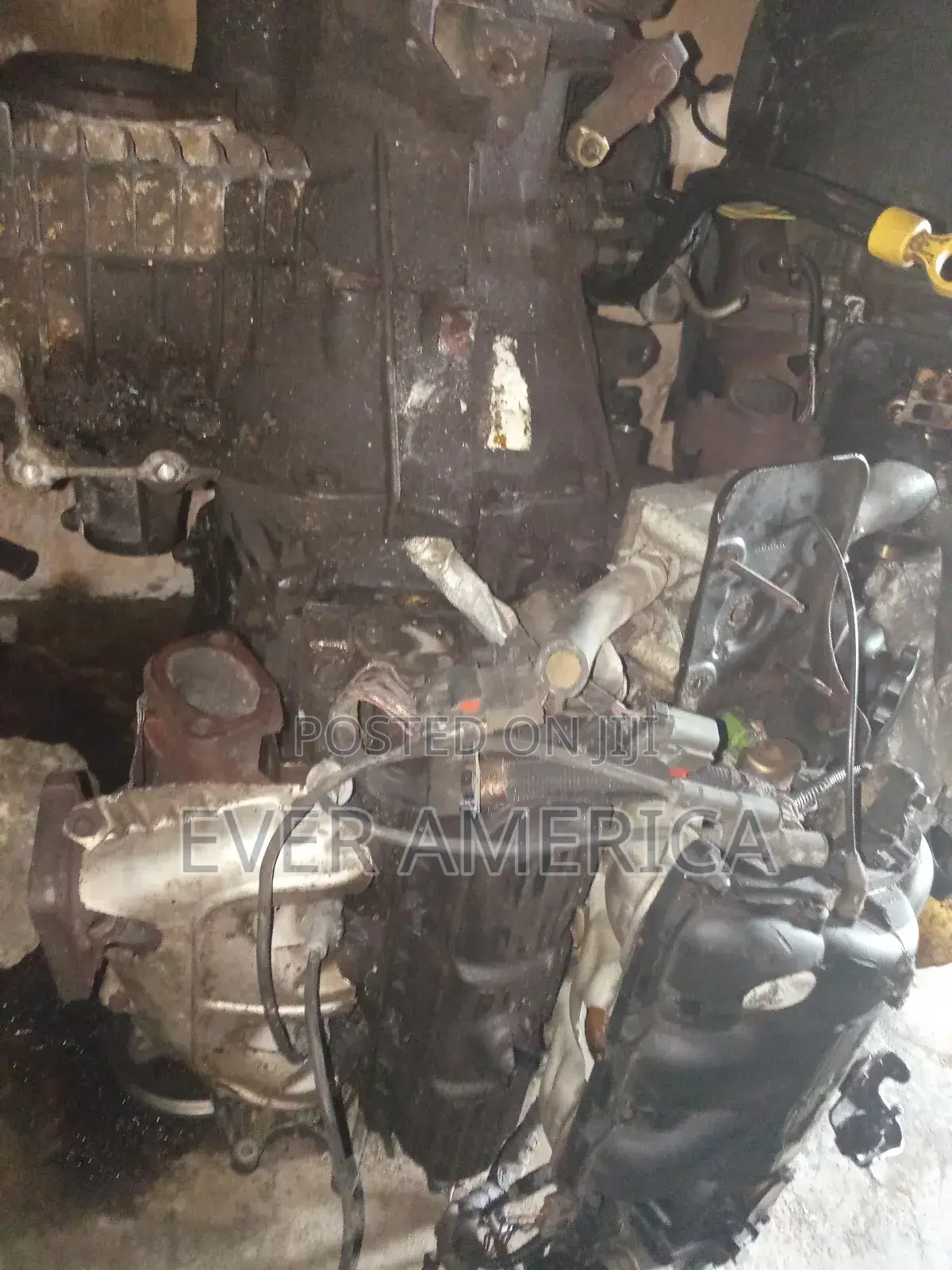 Complete Engine Chrysler Tawn and Country 3.3 2004