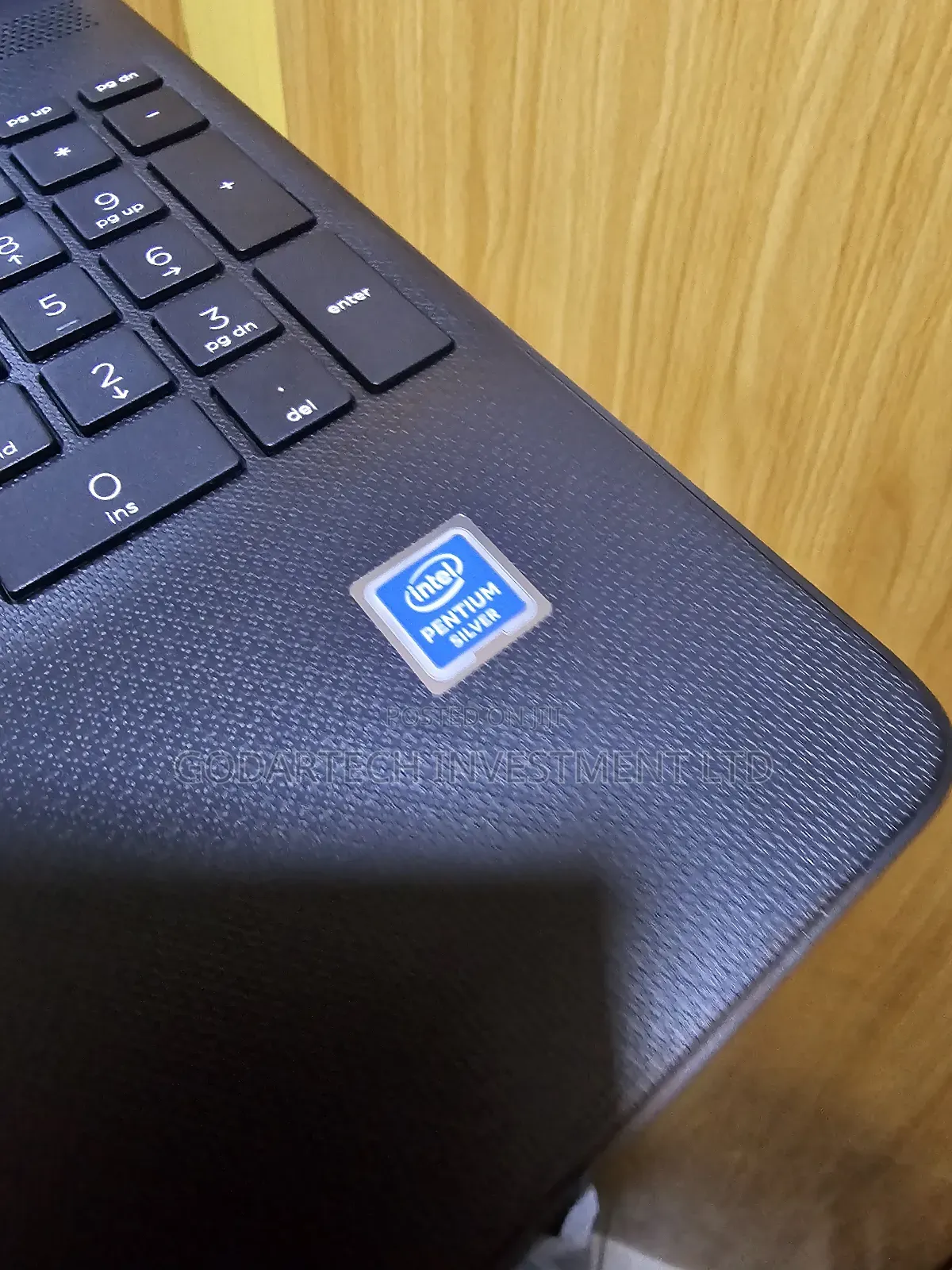 New Laptop HP 15 4GB Intel Pentium HDD 1T