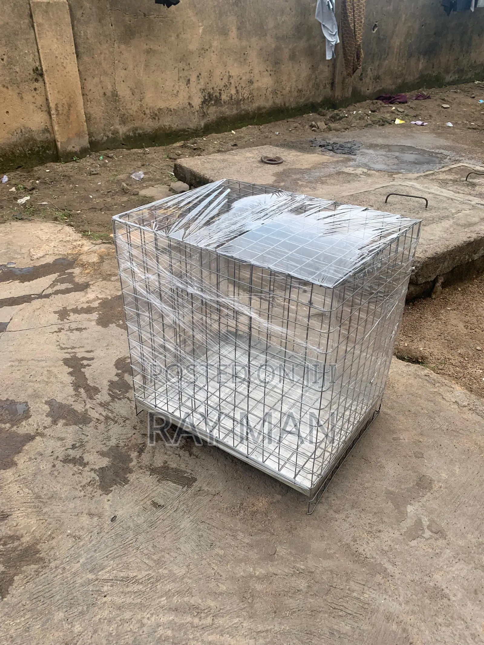 Dog Cage Size 4 (For Small and Medium Size Dogs)