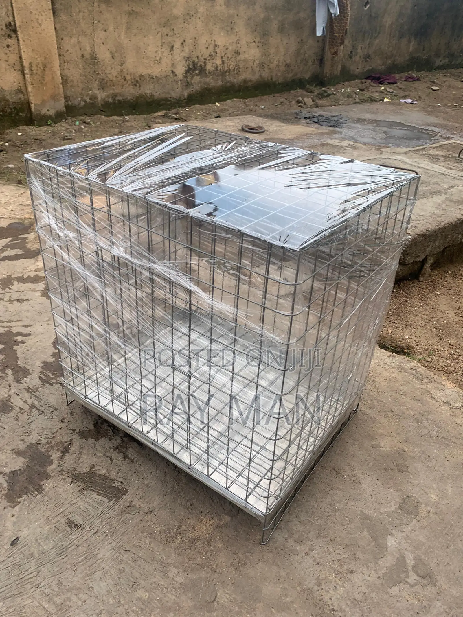 Dog Cage Size 4 (For Small and Medium Size Dogs)