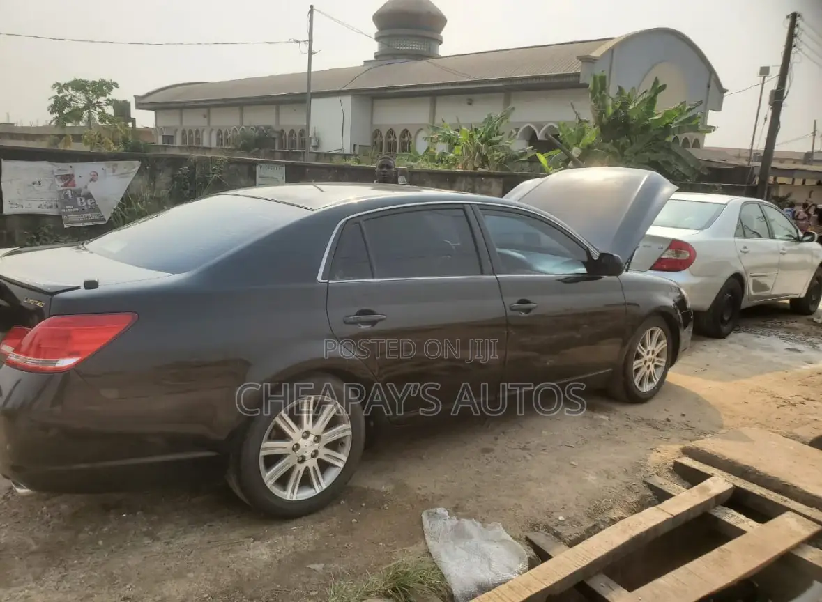 Toyota Avalon Limited 2007 Black