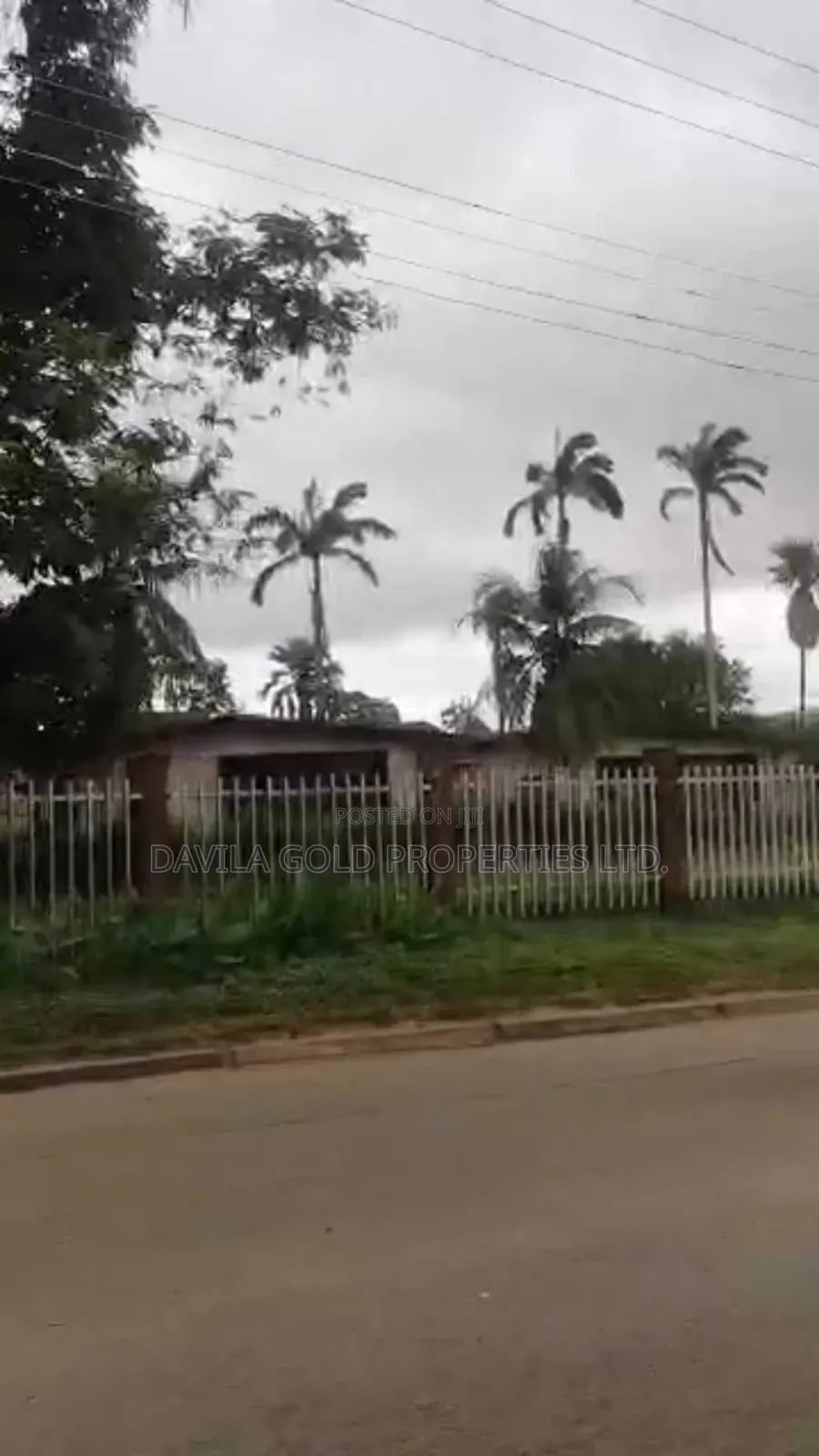 Motel Benin Plaza for Sale, Gra Okada Avenue.