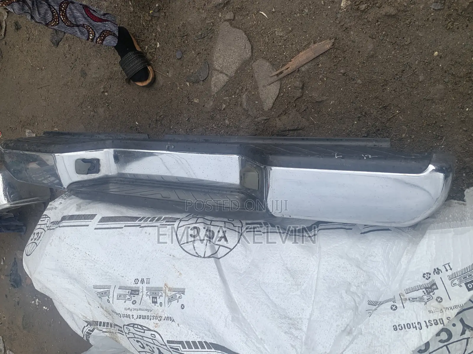 Complete Back Bumper for Nisan Frontier 2010 Model