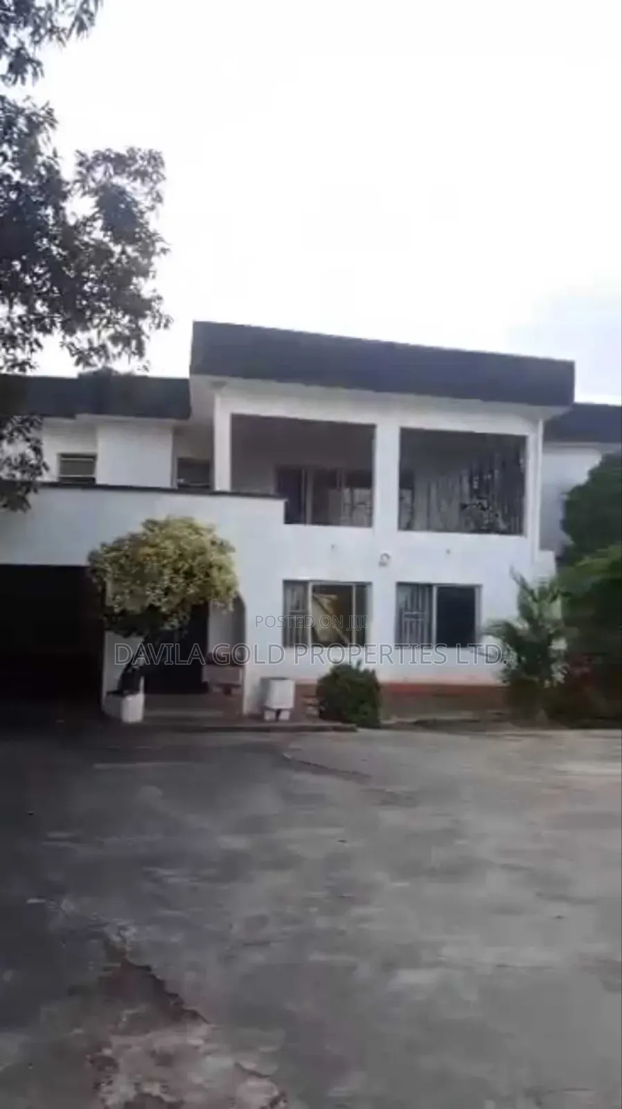 6bdrm Duplex in Benin City for sale