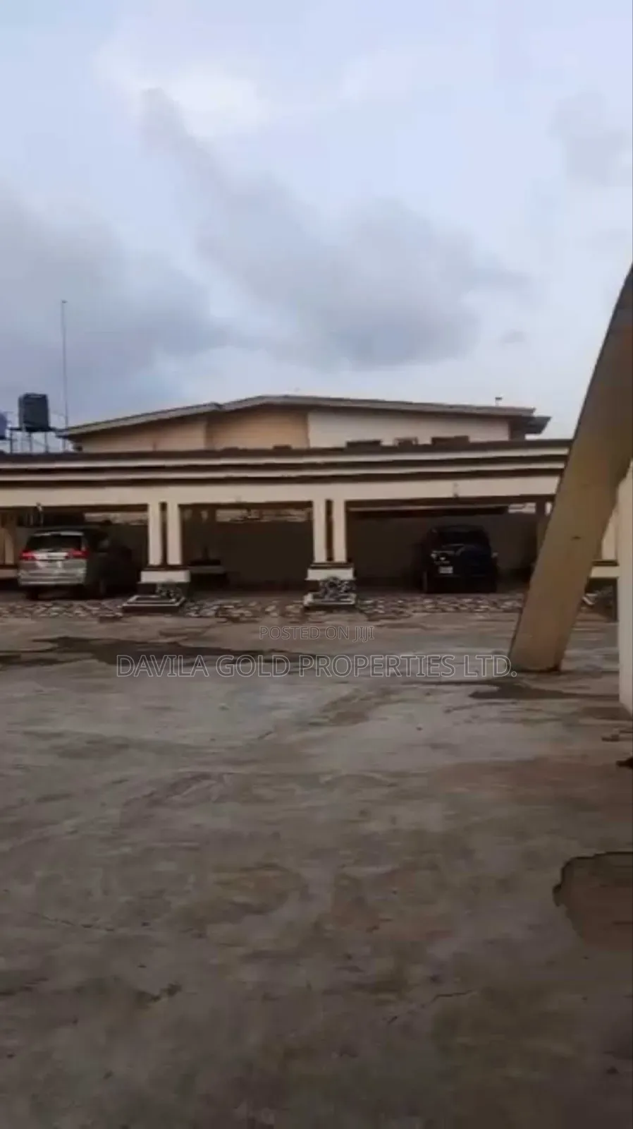 6bdrm Duplex in Benin City for sale