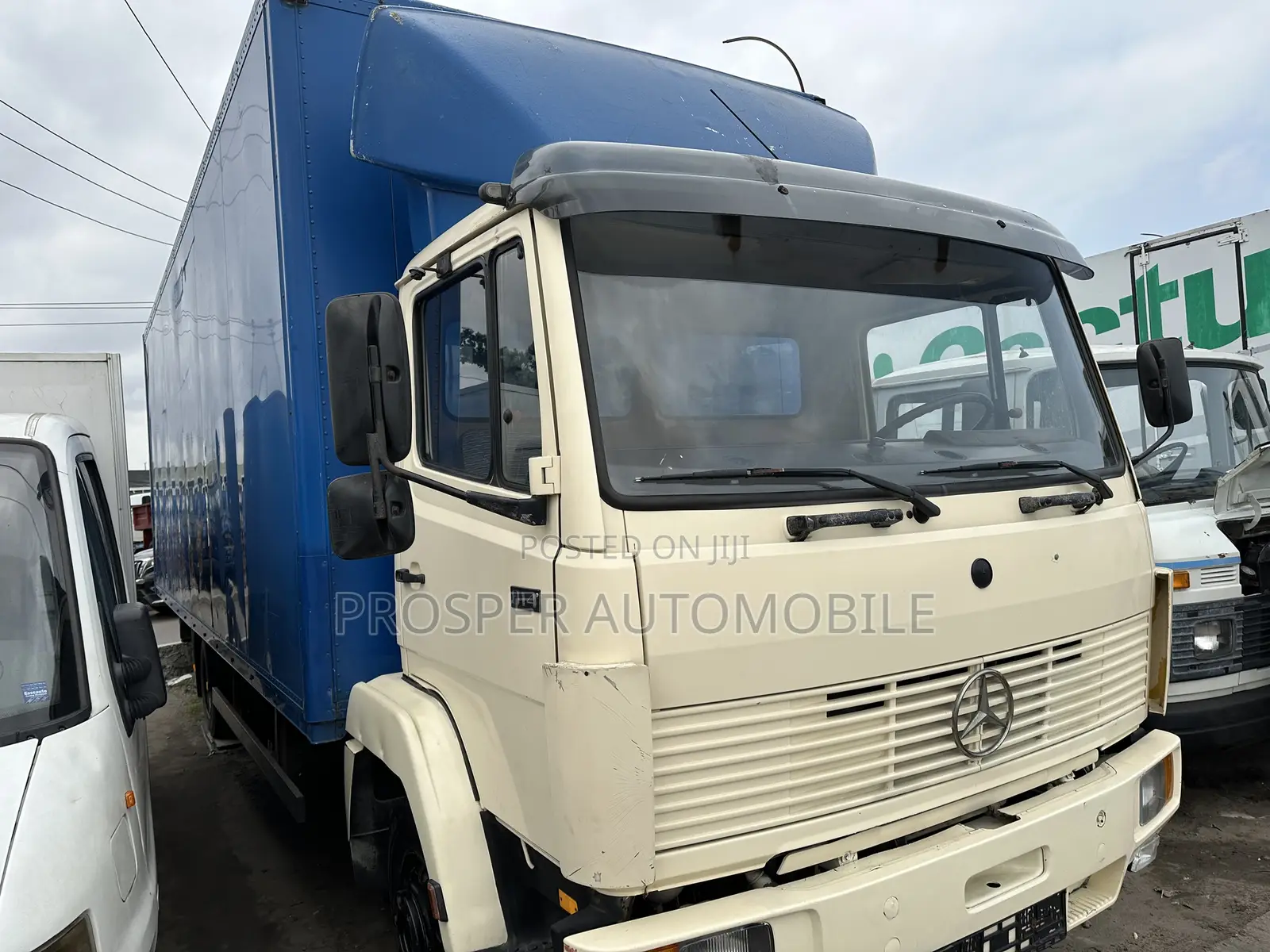 Mercedes Benz 814 Cover Body