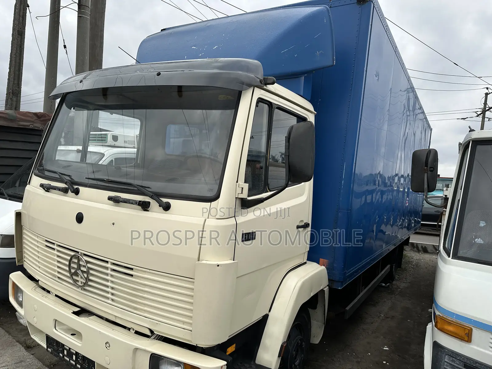 Mercedes Benz 814 Cover Body