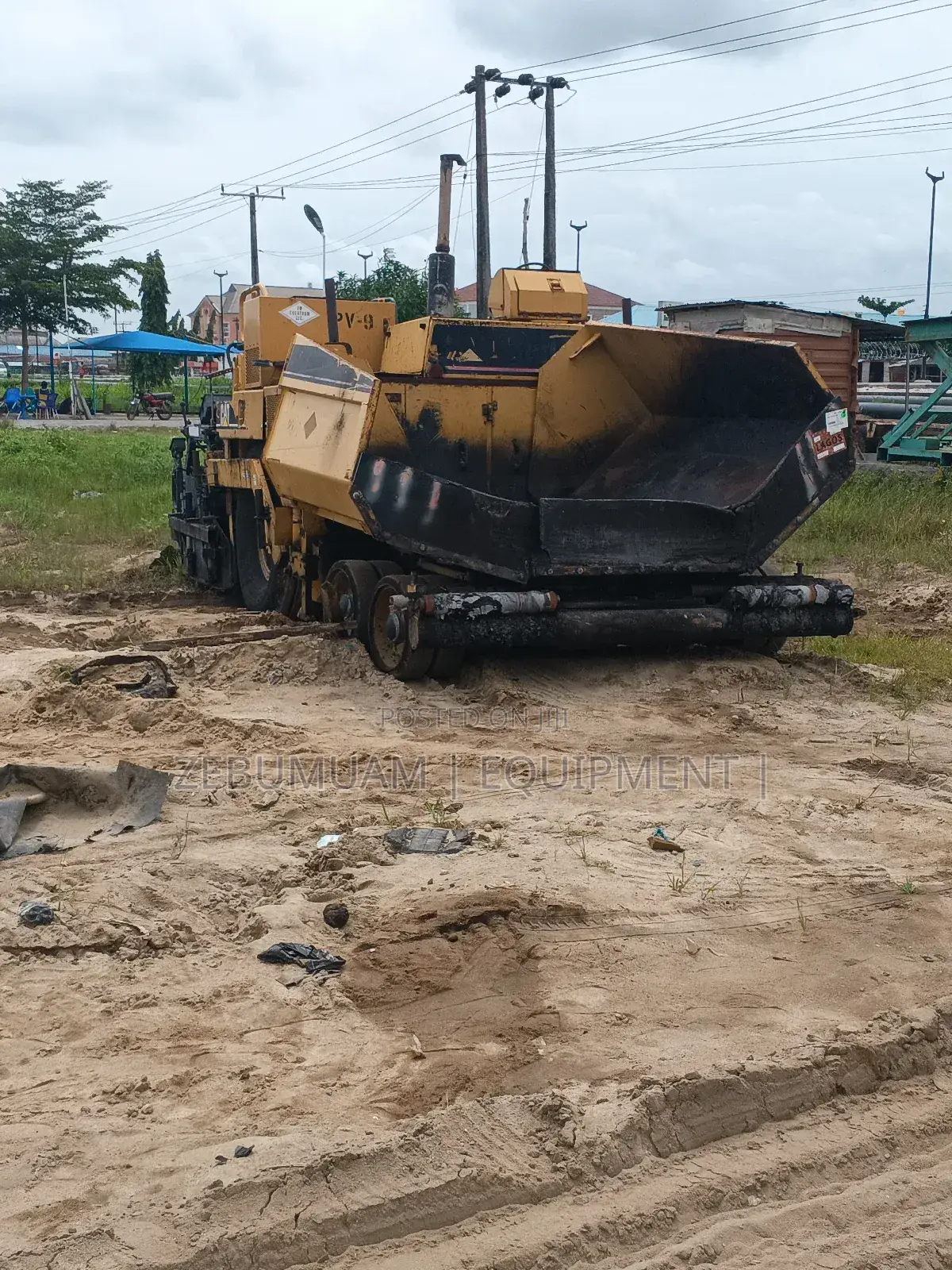 Caterpillar Paver for Sale Price: 205million Naira Only