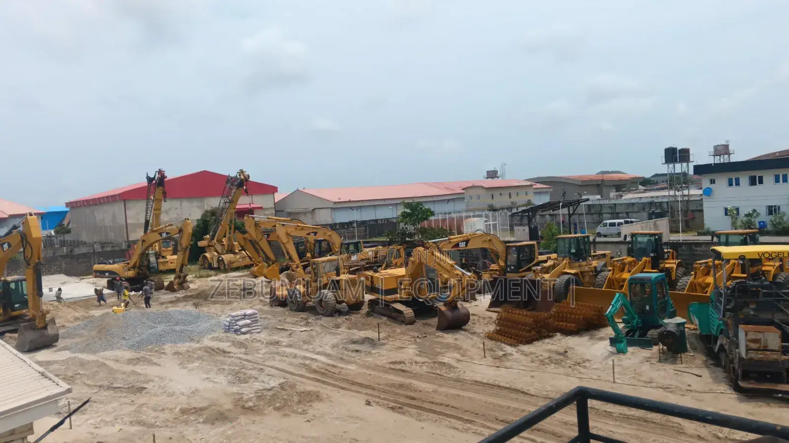 Caterpillar Paver for Sale Price: 205million Naira Only