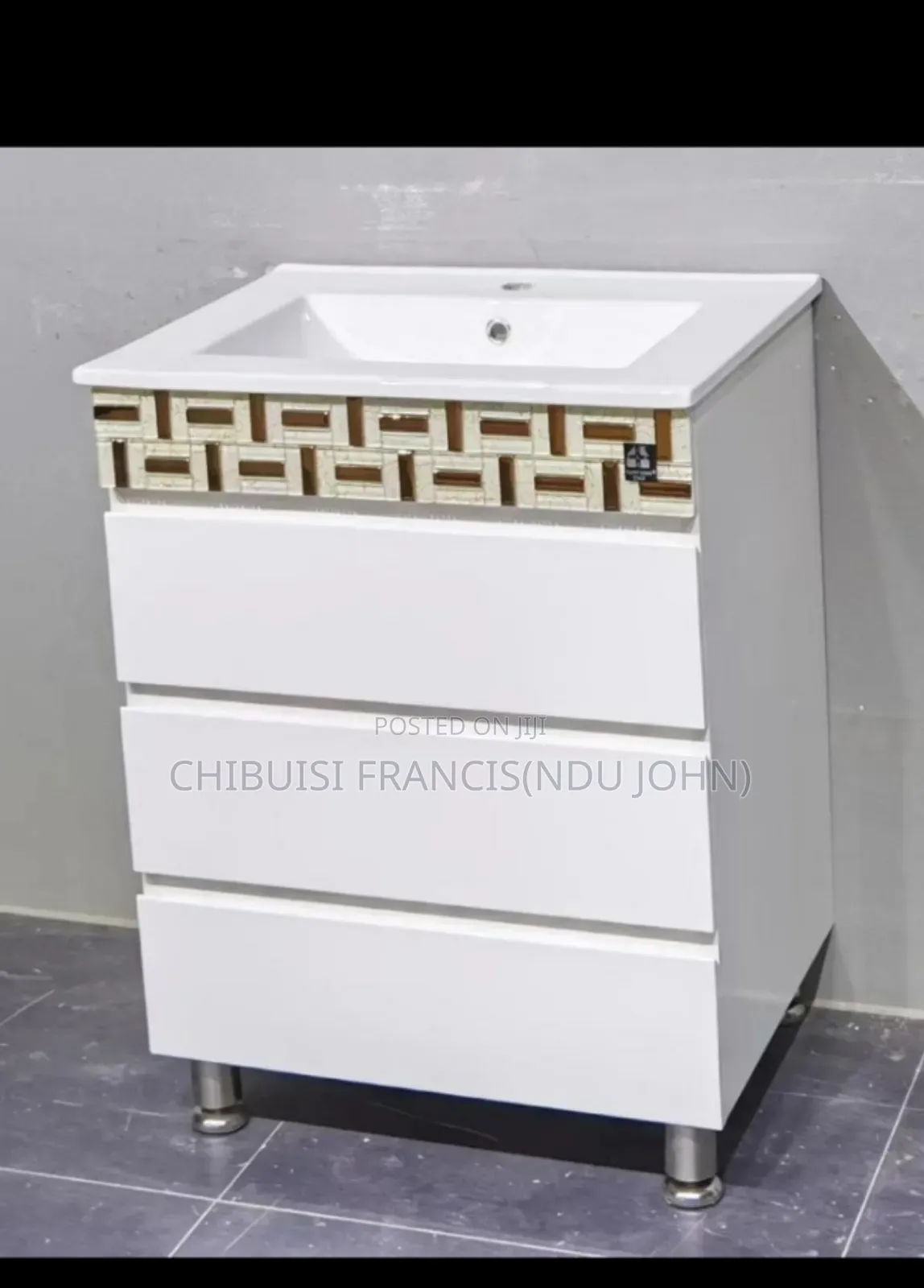 Cabinet Basin