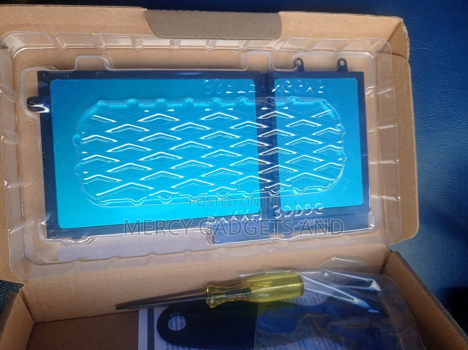 R8d7n Replacement Battery for Dell Inspirion Lattitude