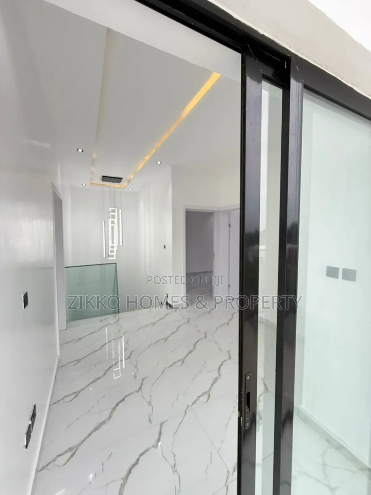 3bdrm Townhouse/Terrace in Ajah, Lekki for sale
