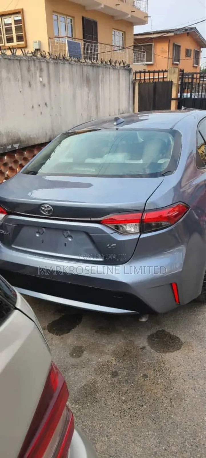 Toyota Corolla LE 2020 Gray