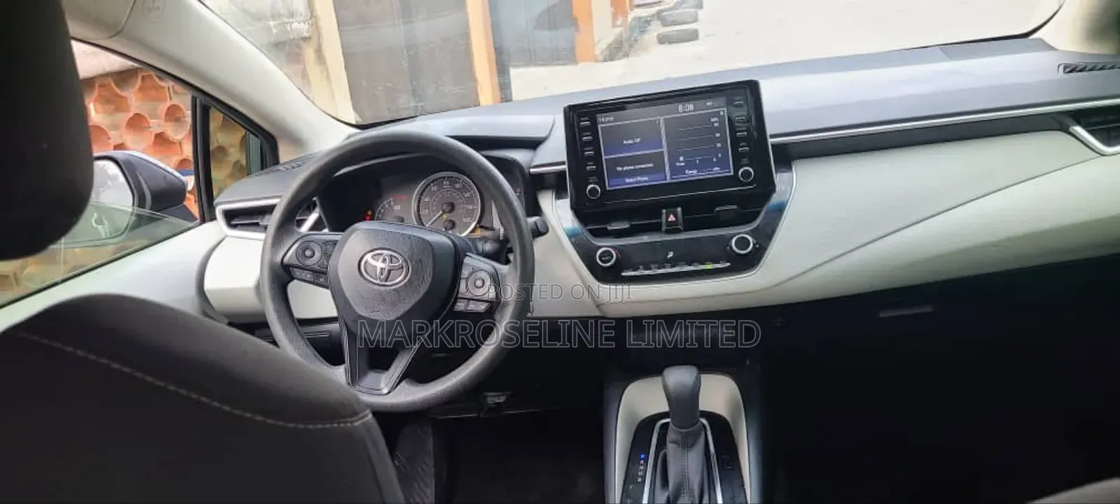 Toyota Corolla LE 2020 Gray