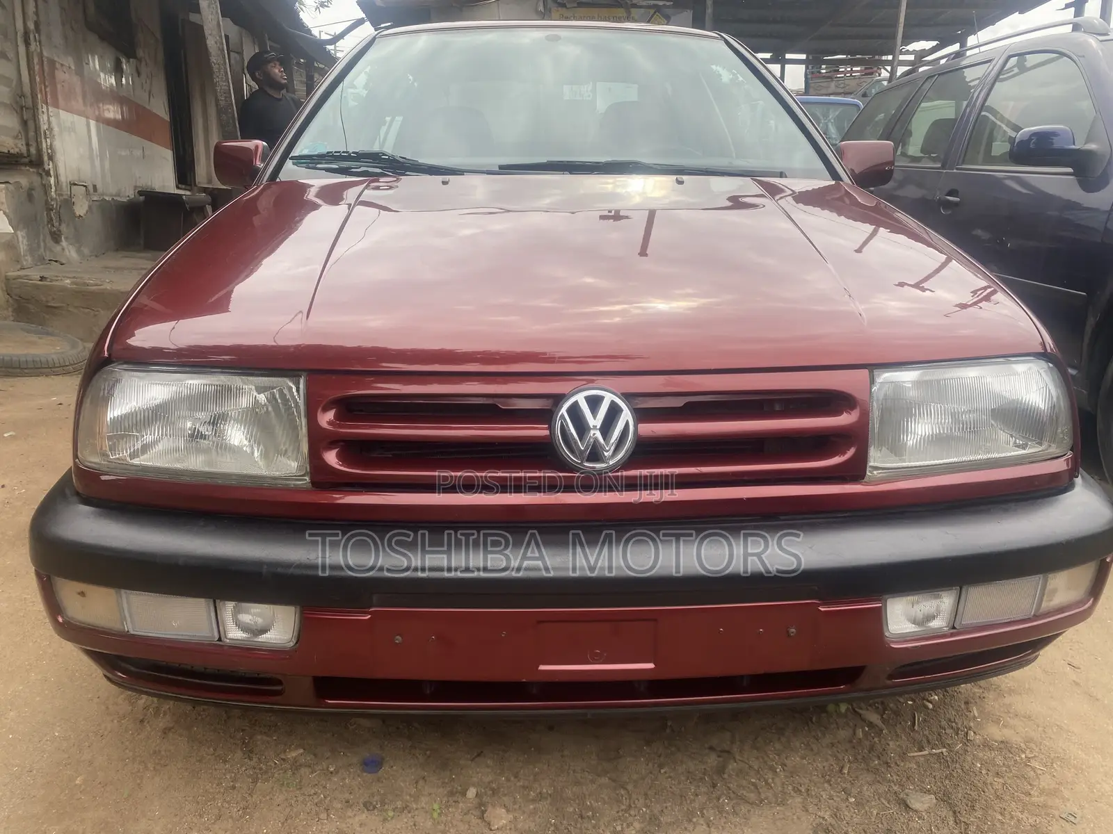 Volkswagen Vento 2003 Red