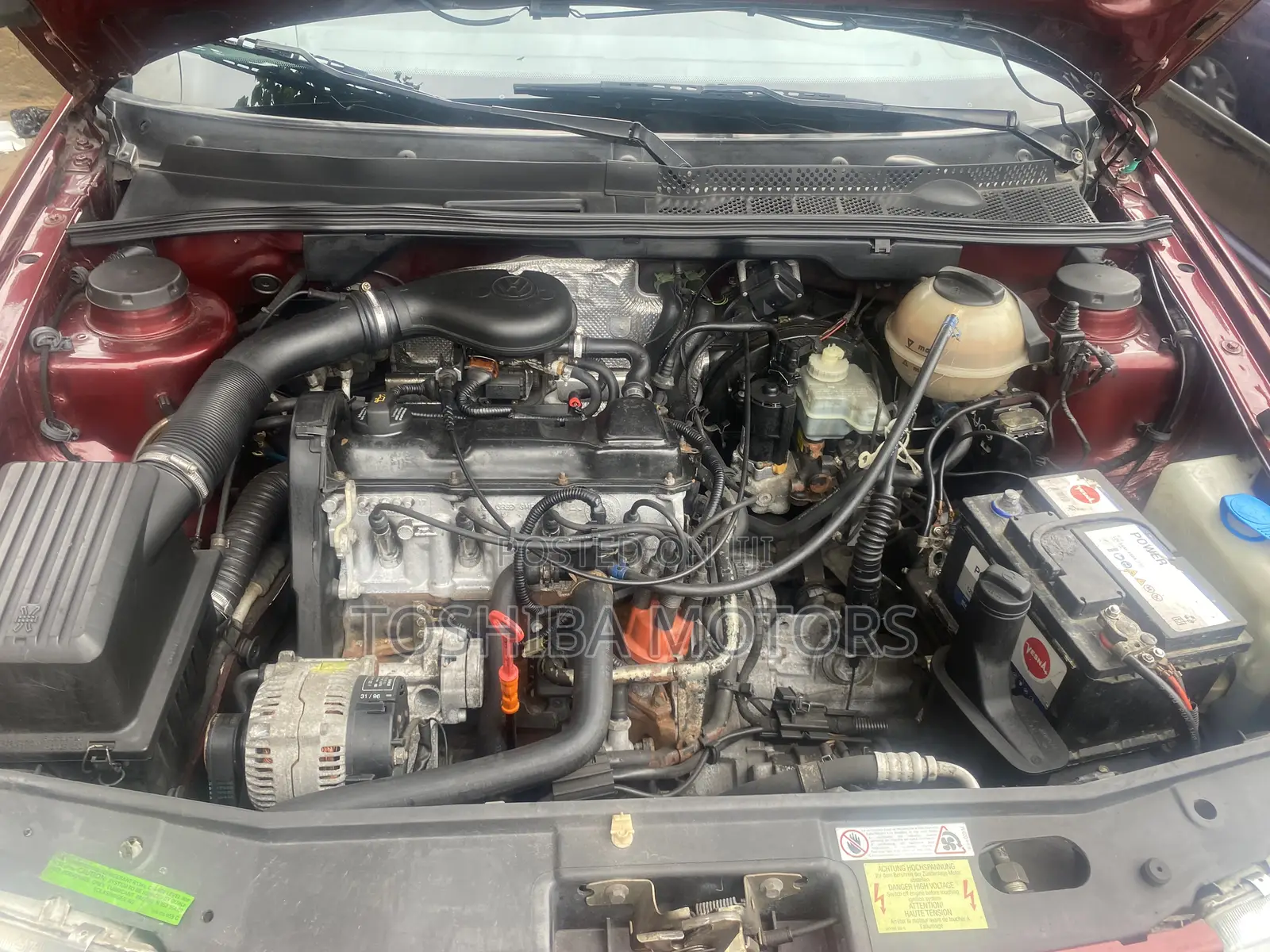 Volkswagen Vento 2003 Red