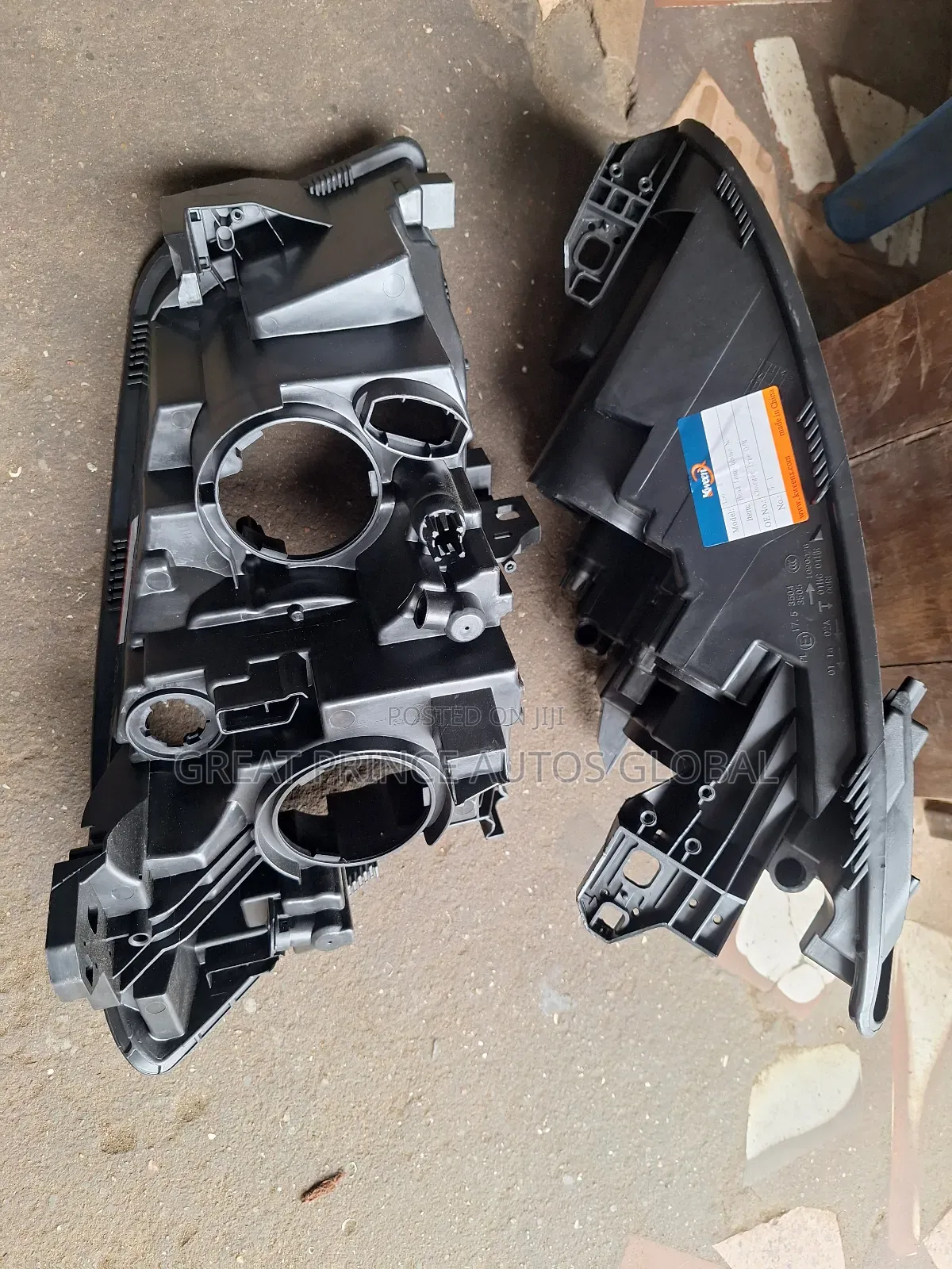 Head Lamp Housing Gla250
