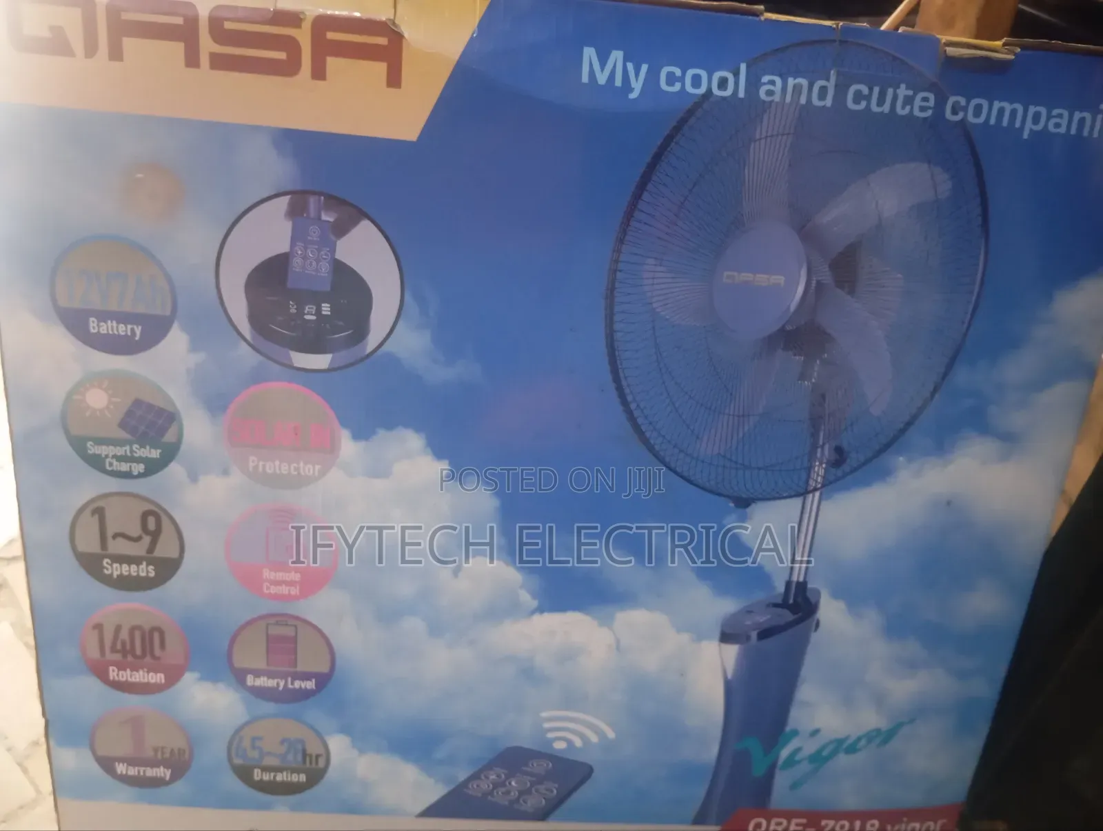 Qasa Rechargeable 18inch Standing Fan