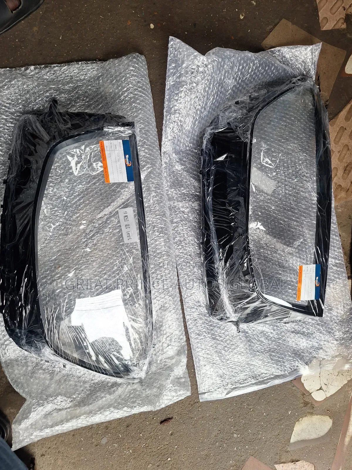 Head Lamp Glass Glc350 253