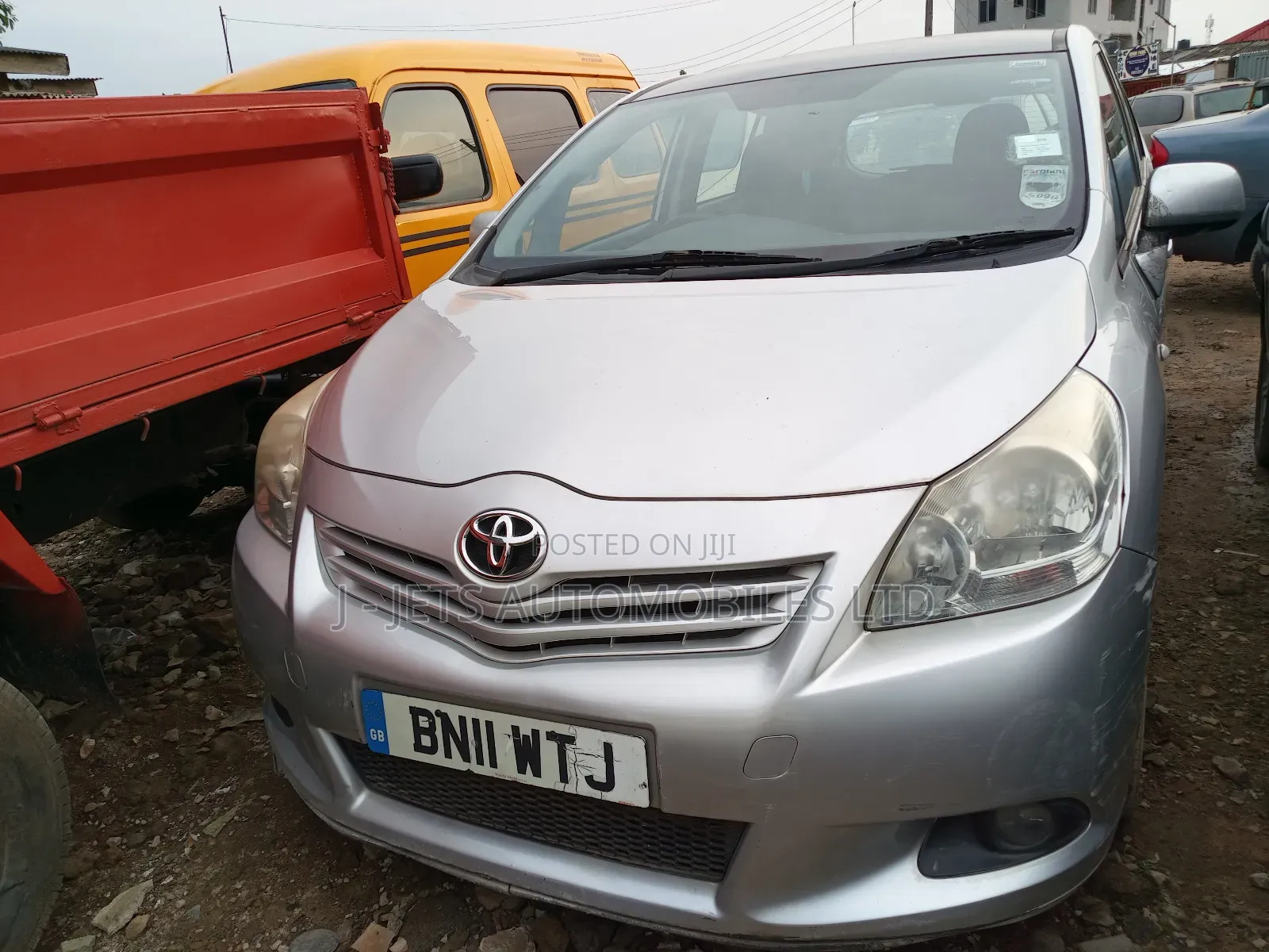 Toyota Corolla 2011 Silver