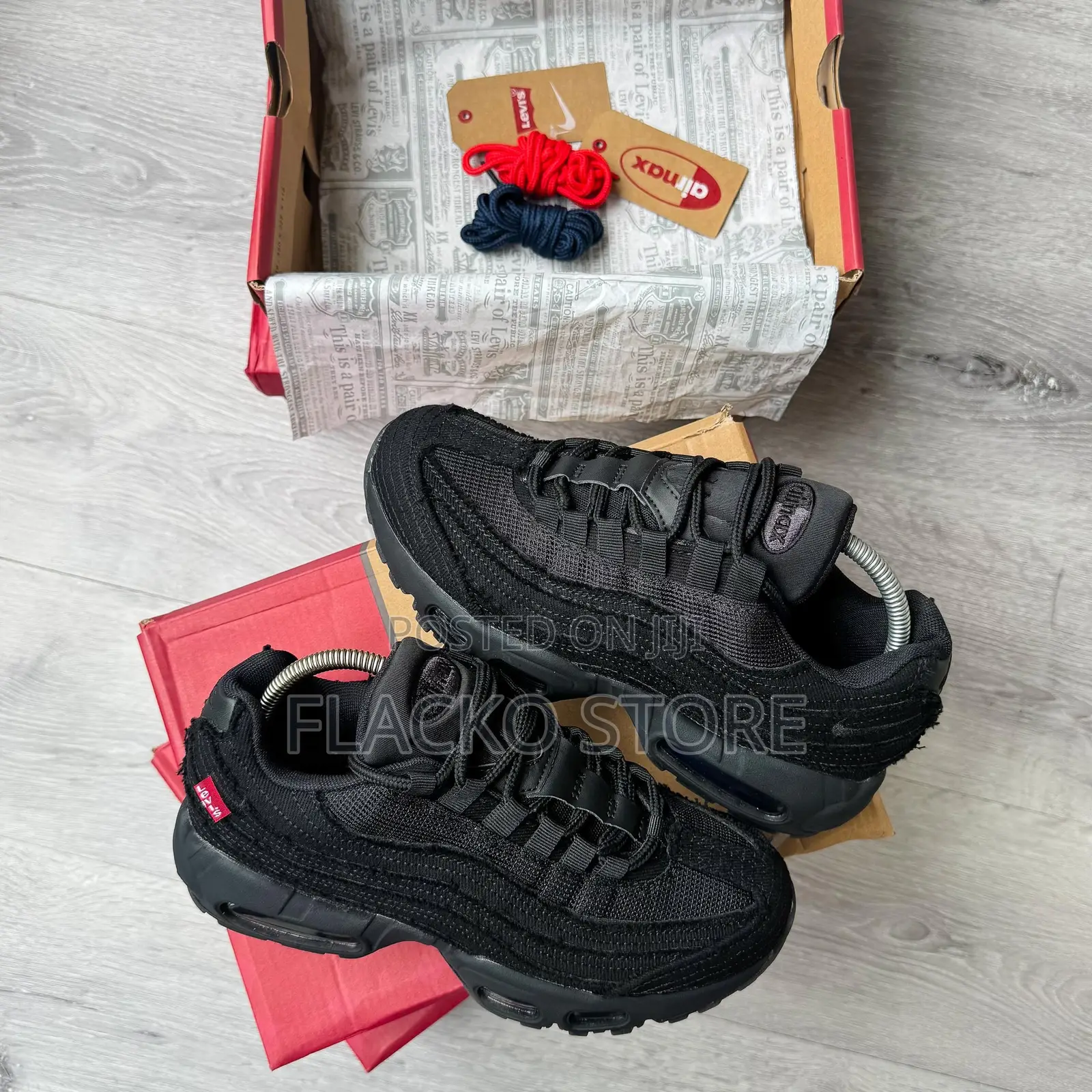 Original Levi’S X Nike Air Max 95 Sneakers
