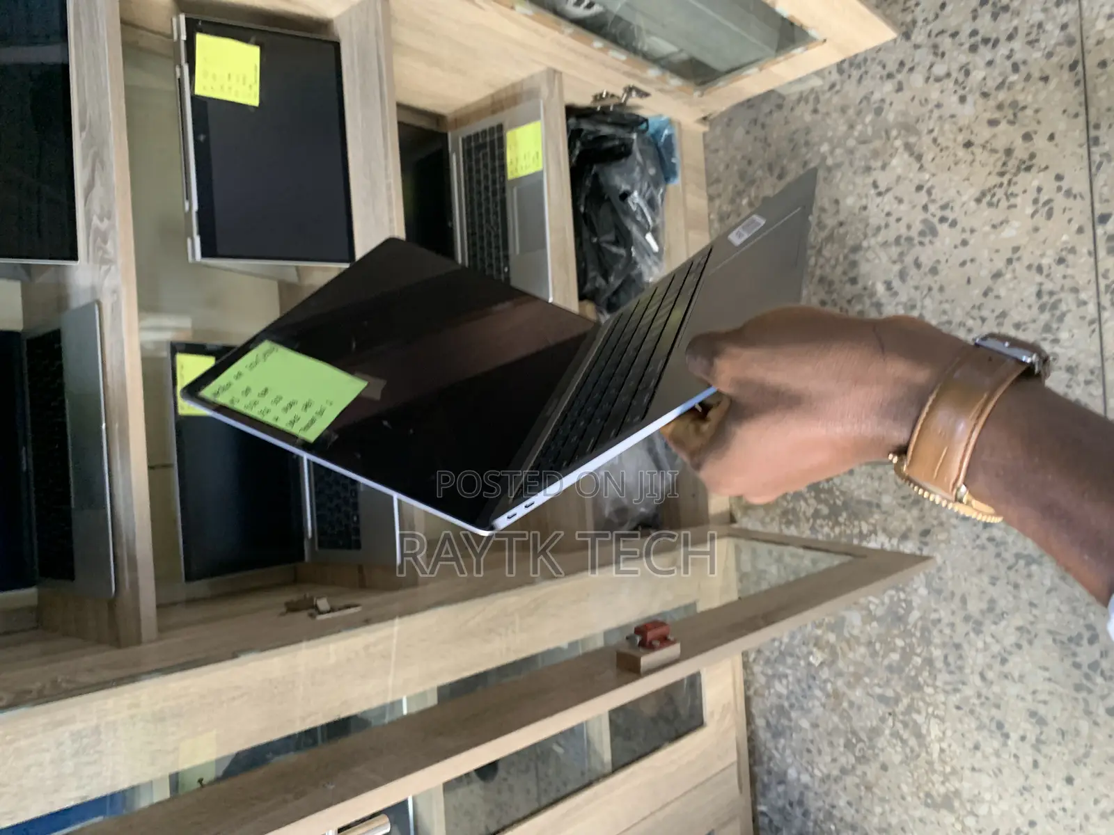 Laptop Apple MacBook Air 2020 8GB Apple M1 SSD 256GB