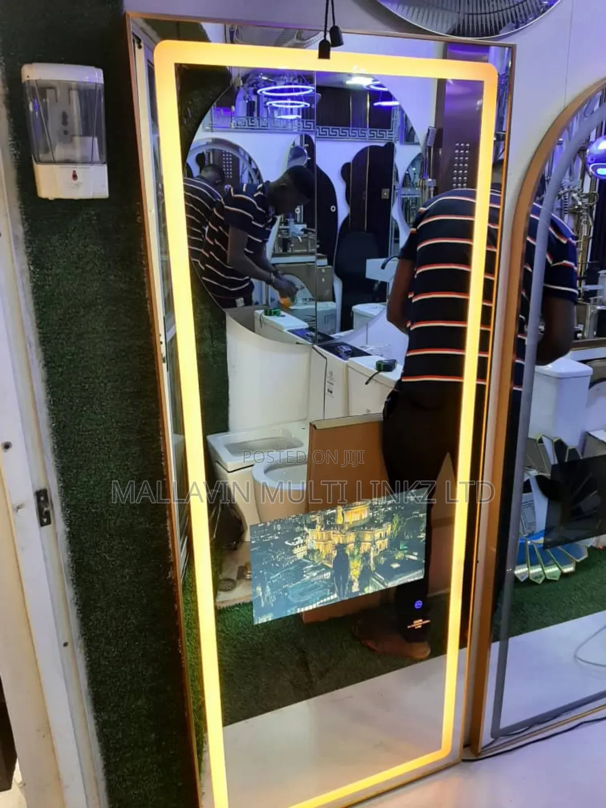 Salon Mirrors With Tv And With Led Lights