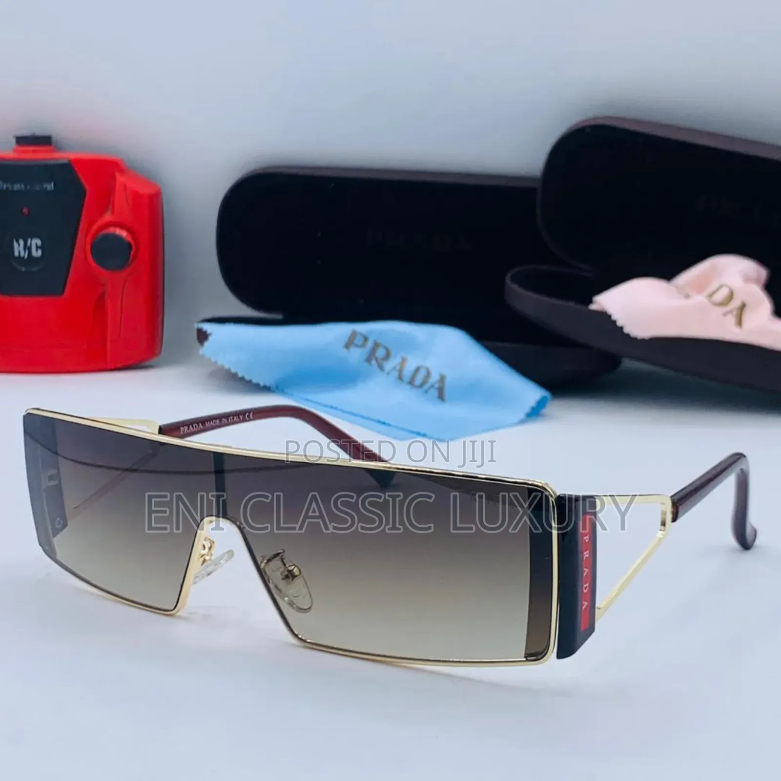 Pure Quality Luxury Eyewear Collection Prada Well Branded Package